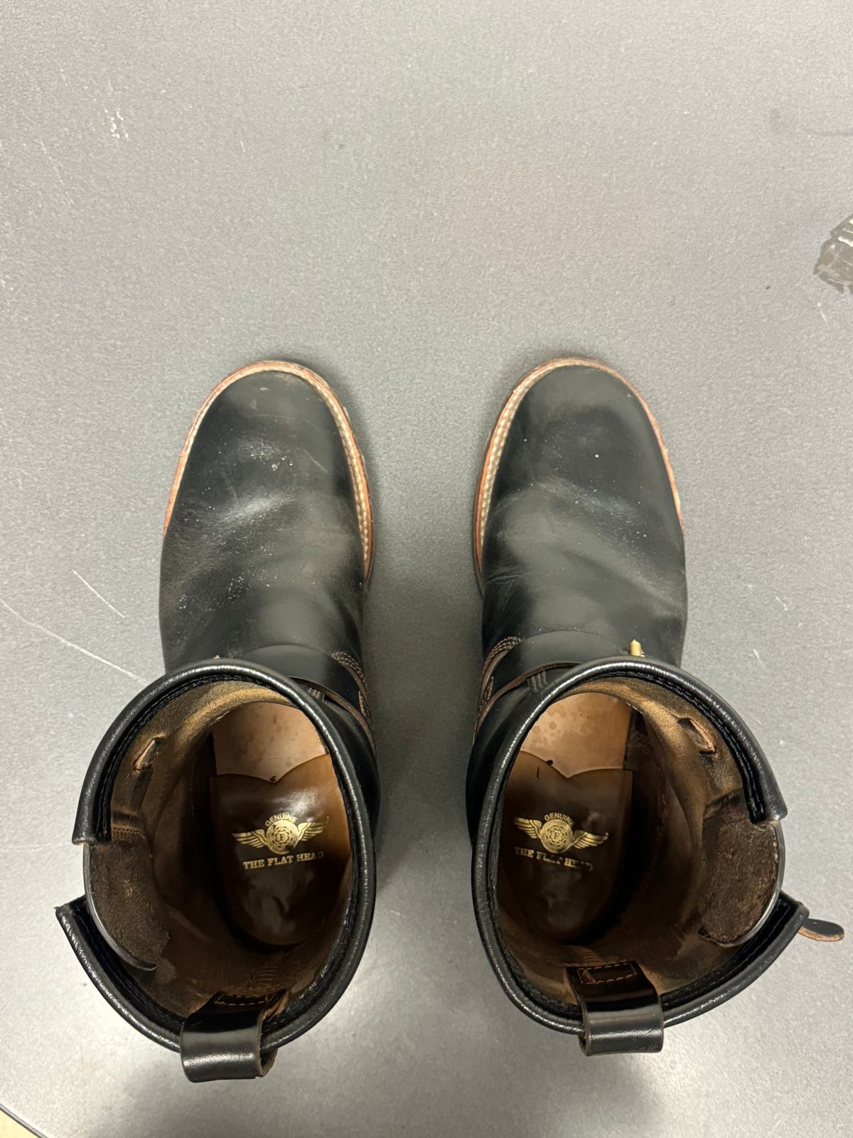 Photo by jimtigerbelly on January 5, 2024 of the The Flat Head Engineer Boots in Black Japanese Cordovan Horsehide.