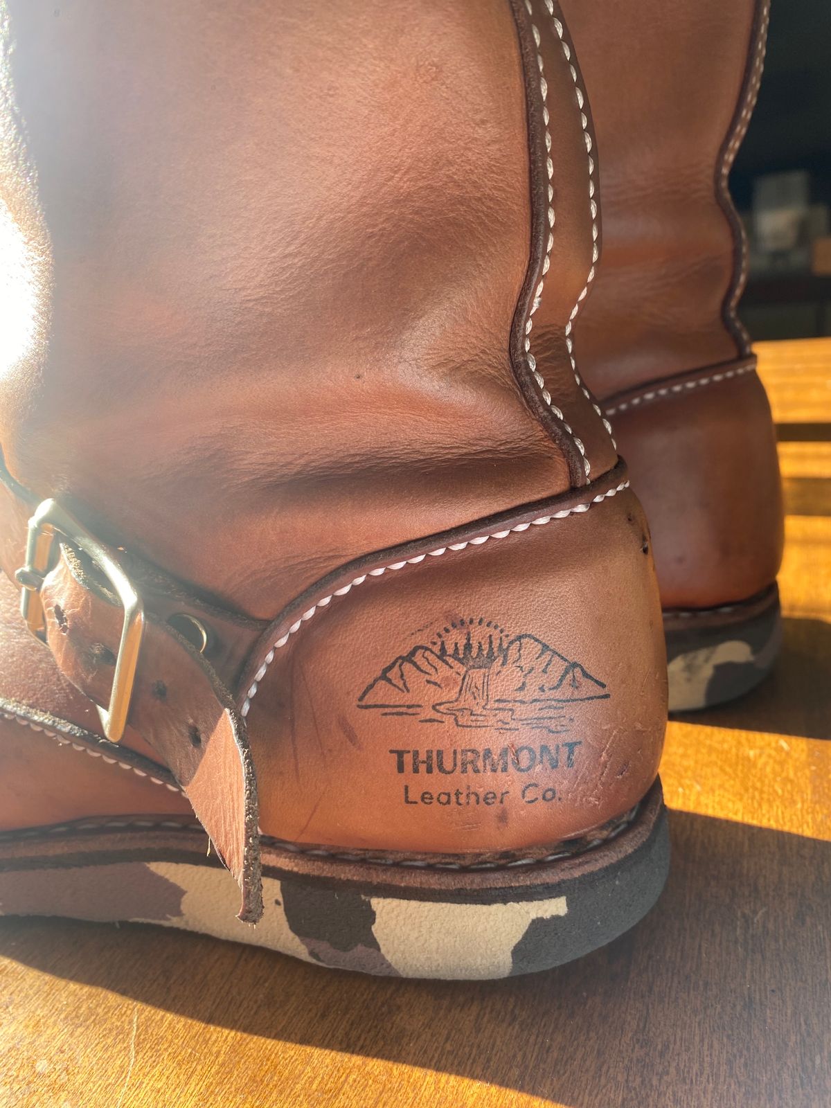 Photo by thurmontleatherco on September 2, 2023 of the Thurmont Leather Company Munson Engineer in Unknown Natural Veg Tan.