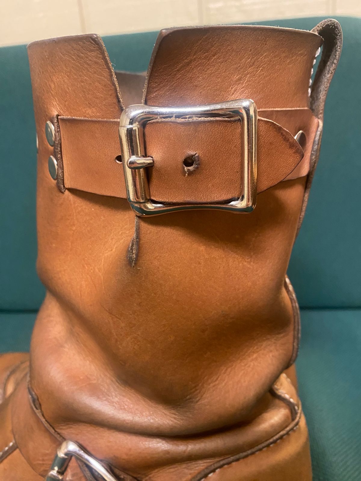 Photo by thurmontleatherco on January 21, 2024 of the Thurmont Leather Company Munson Engineer in Unknown Natural Veg Tan.