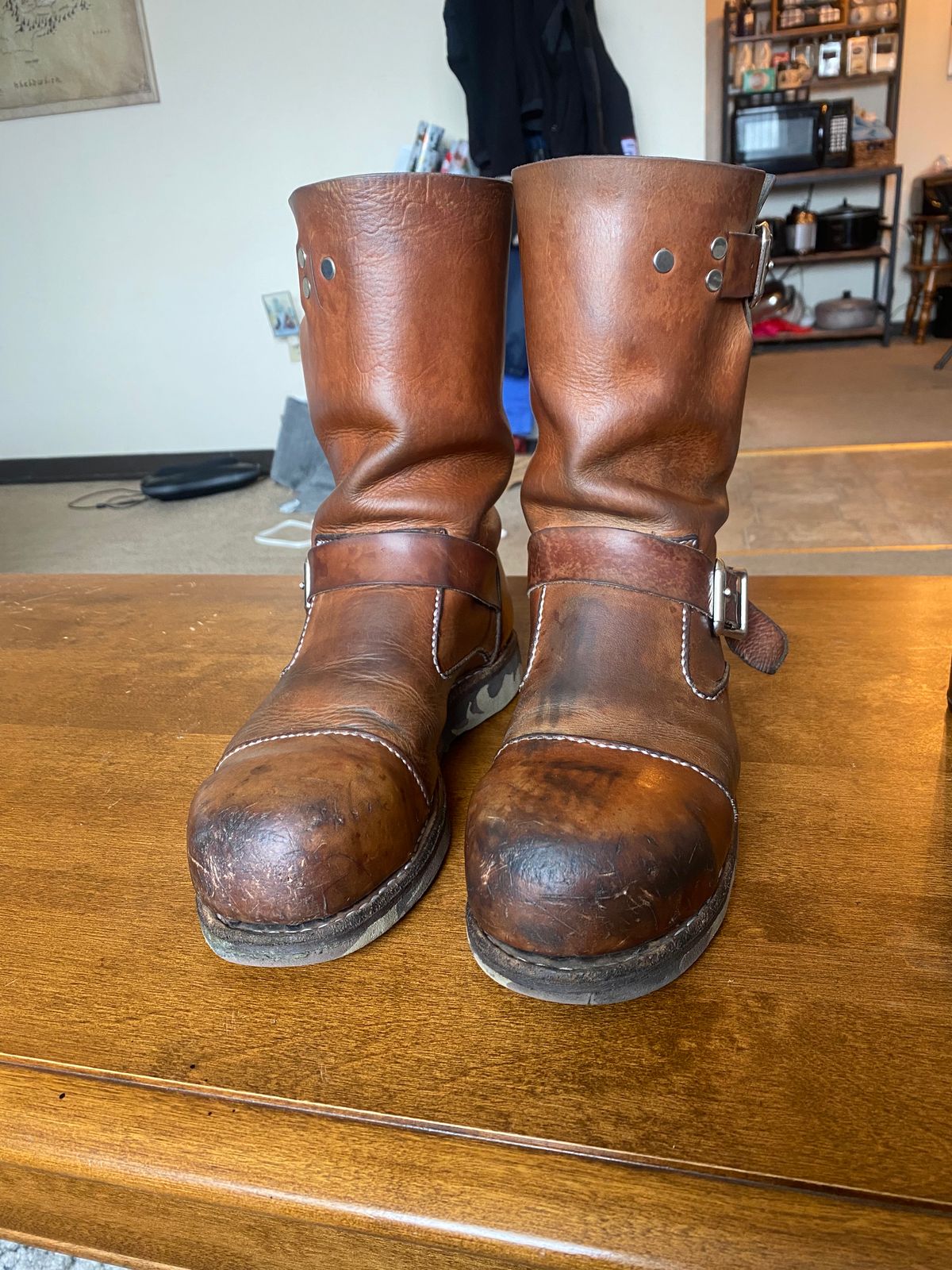 Photo by thurmontleatherco on January 31, 2024 of the Thurmont Leather Company Munson Engineer in Unknown Natural Veg Tan.
