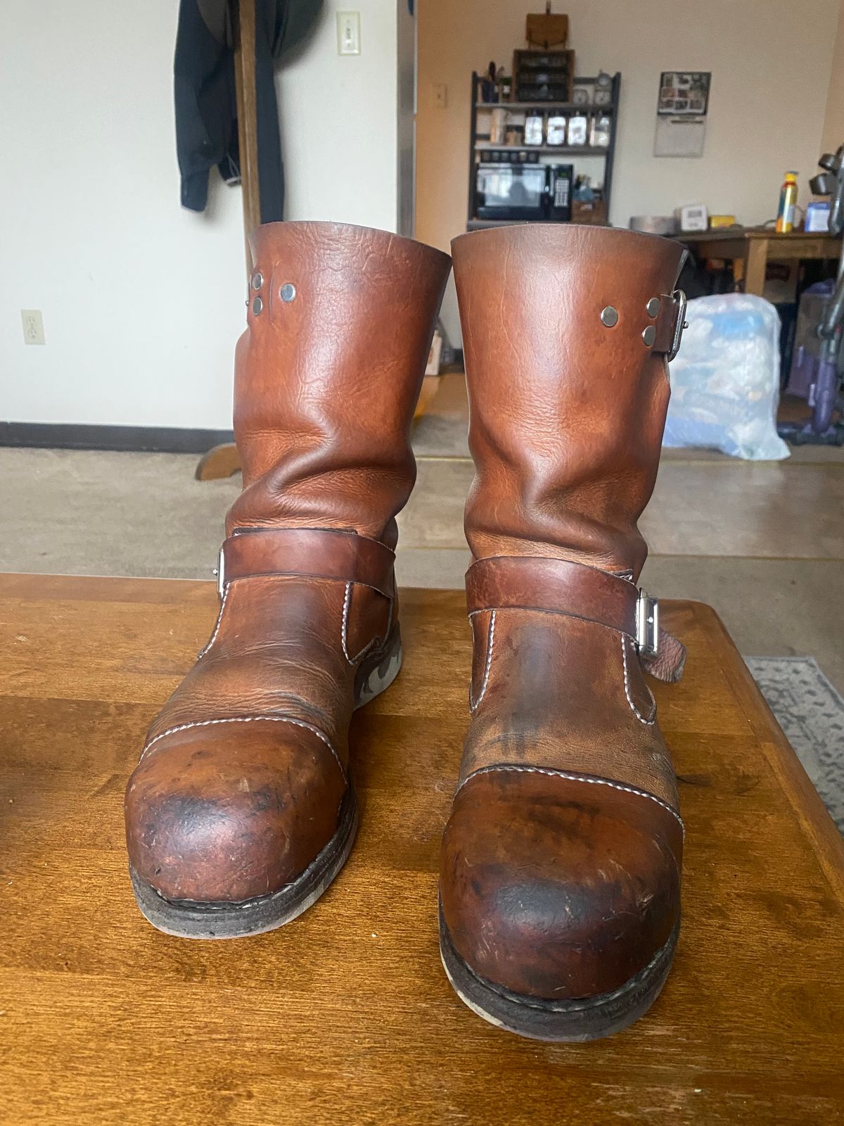 Photo by thurmontleatherco on April 2, 2024 of the Thurmont Leather Company Munson Engineer in Unknown Natural Veg Tan.
