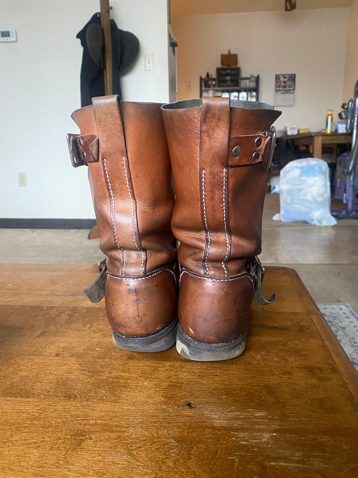 Photo by thurmontleatherco on April 2, 2024 of the Thurmont Leather Company Munson Engineer in Unknown Natural Veg Tan.