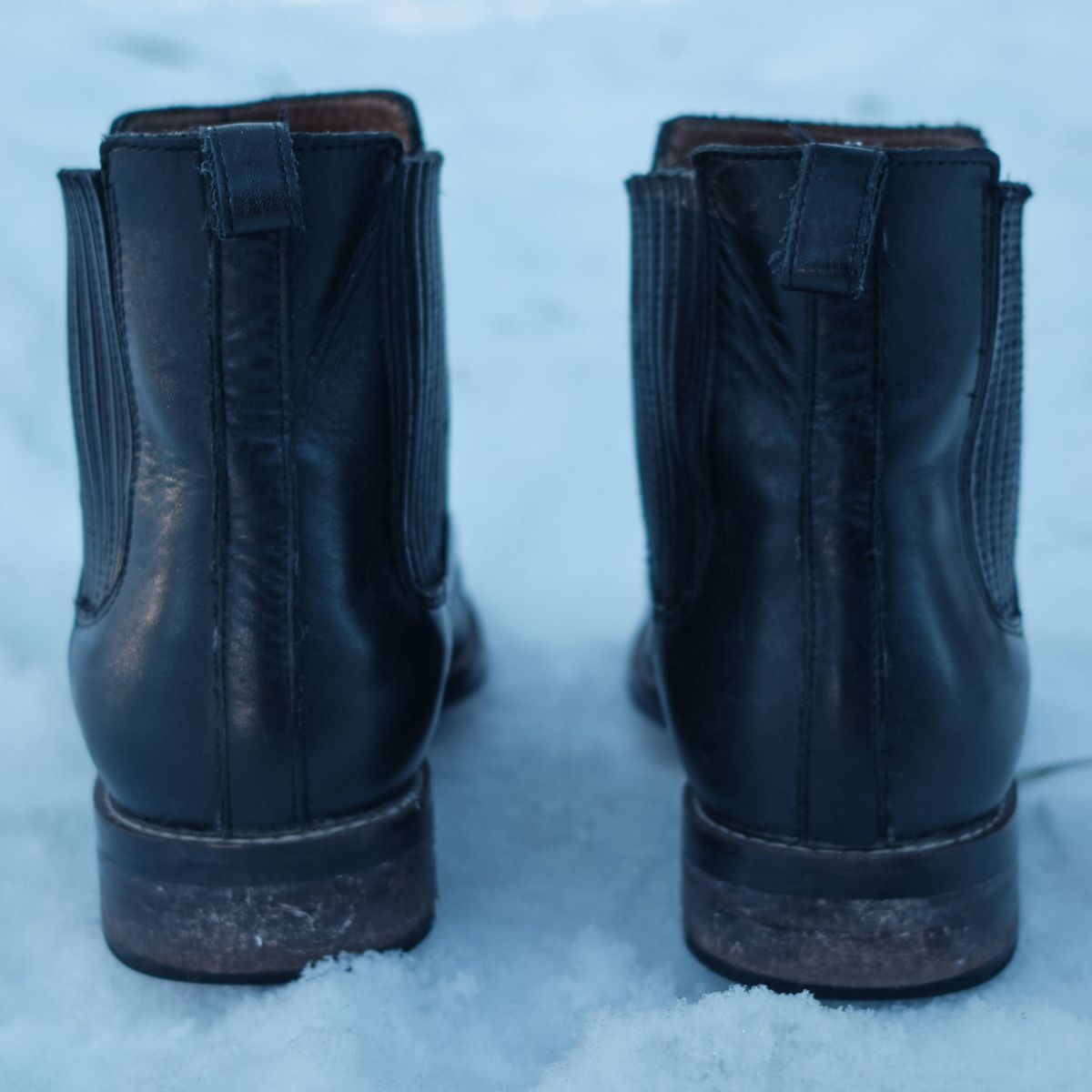 Photo by deiru on February 3, 2024 of the Thursday Duchess in Black Full Grain.