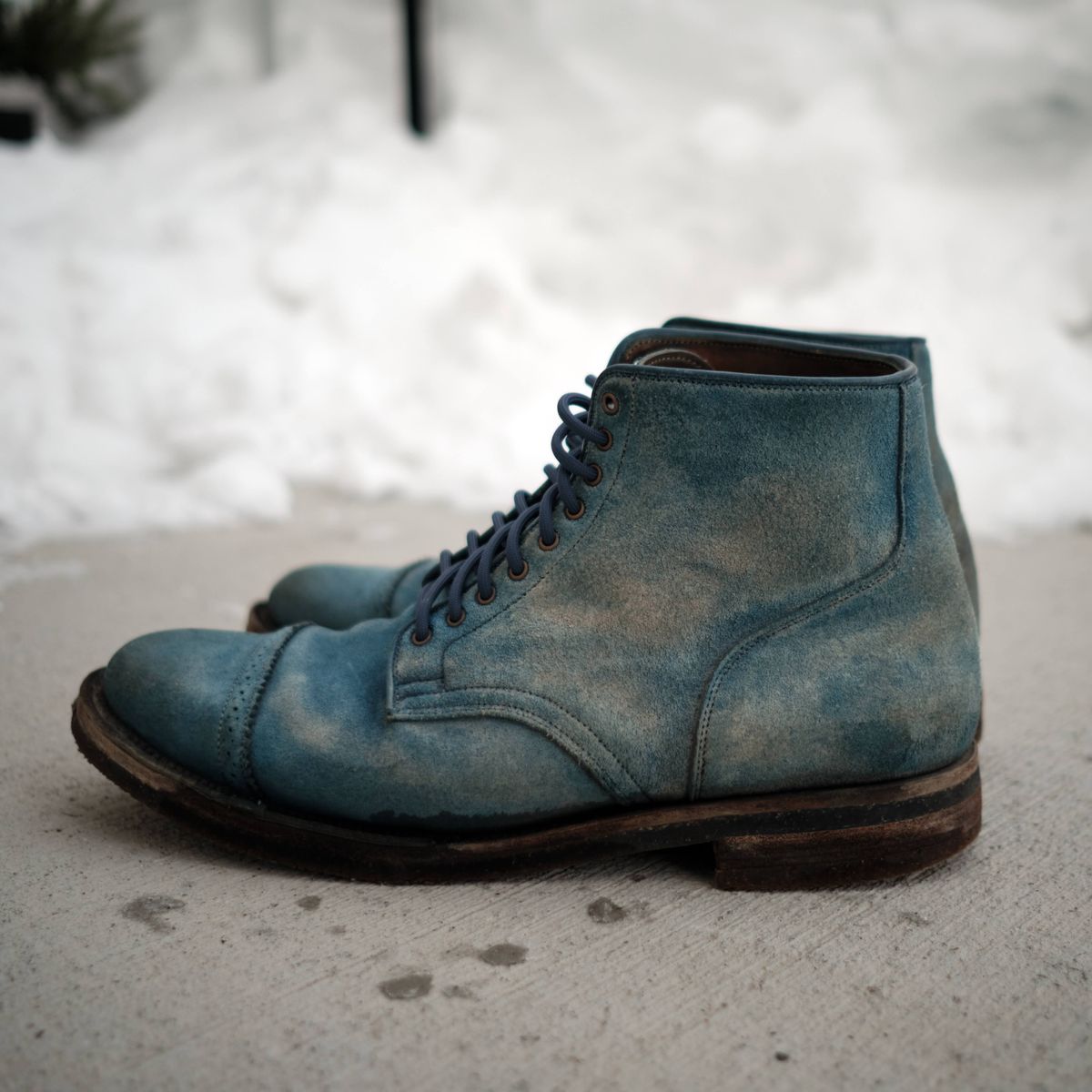 Photo by YukonSelvedge on April 3, 2026 of the Viberg Service Boot in C.F. Stead Milkshake Calf Suede & indigo dyed C.F. Stead Milkshake suede.