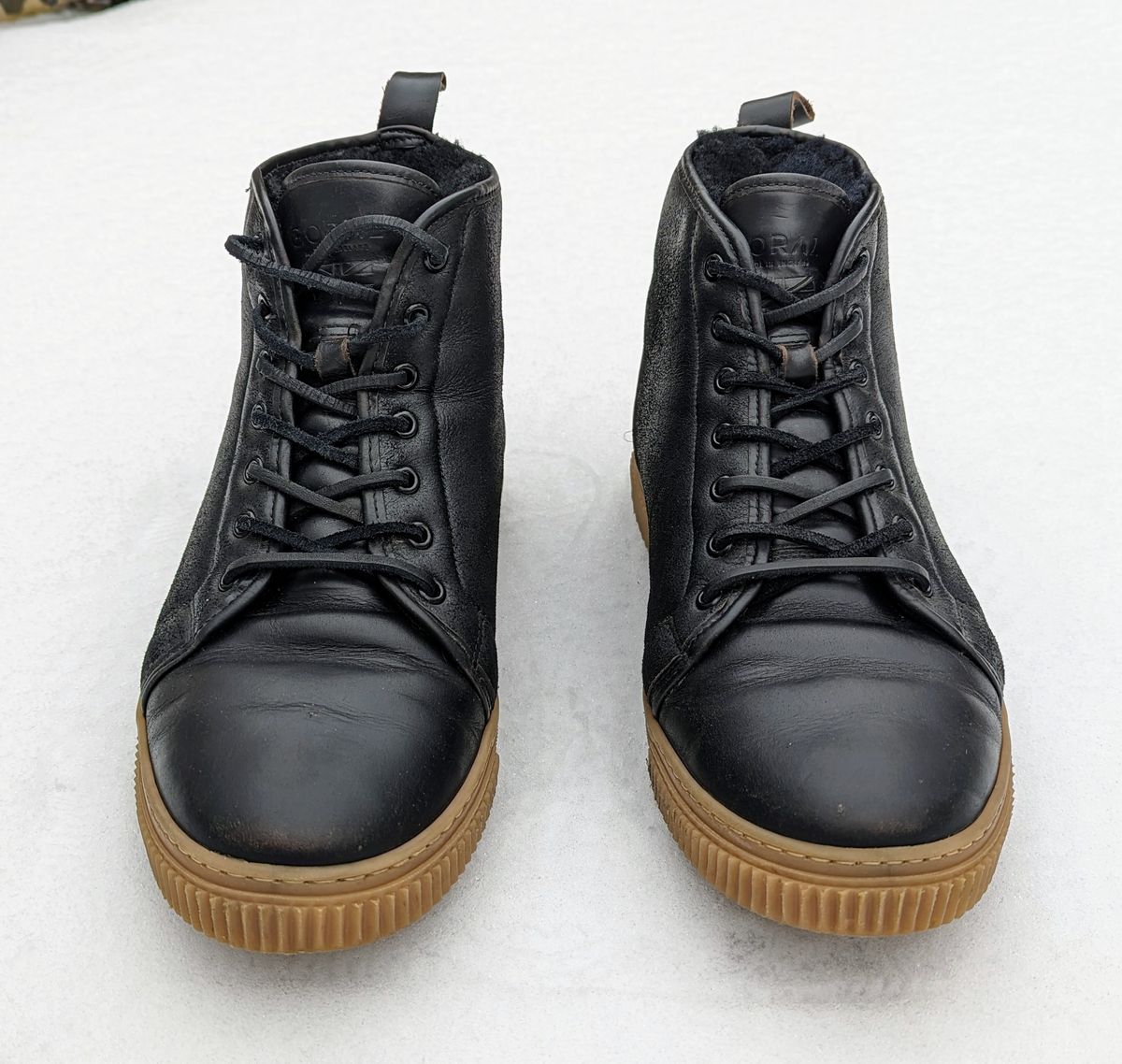 Photo by deiru on November 4, 2023 of the Goral x Rose Anvil Muggs in Irish sheepskin.