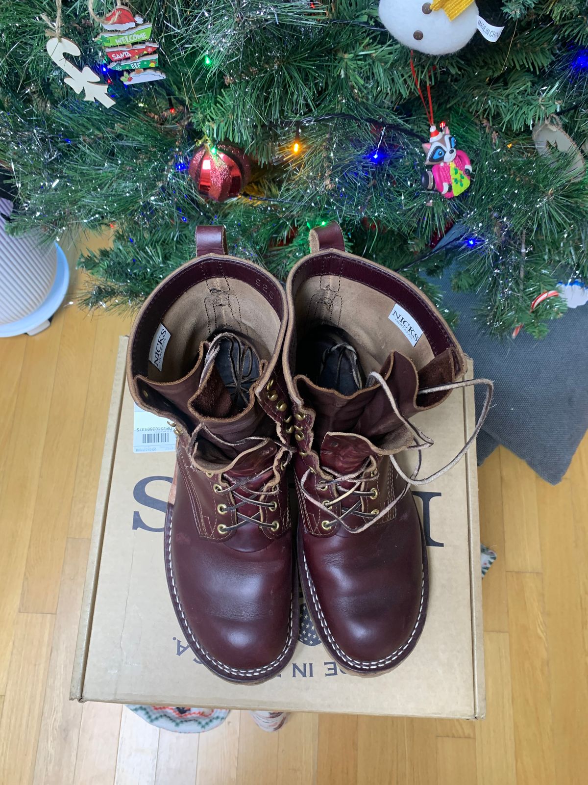 Photo by eggieman on January 2, 2026 of the Nicks MTO in Horween Color 8 Chromexcel.