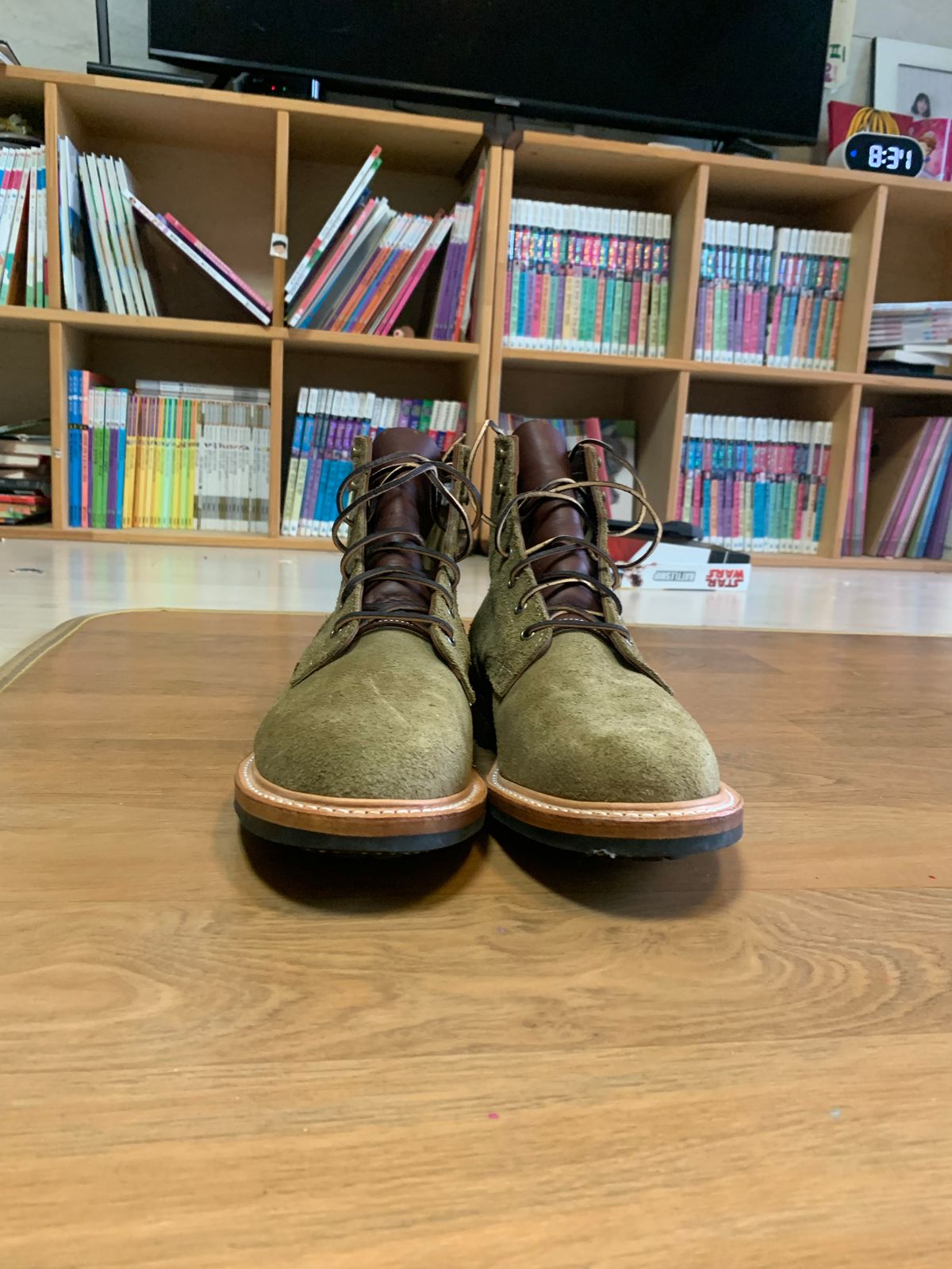 Photo by eggieman on October 3, 2022 of the Truman Service Boot in Tasman Leather Group Coyote Roughout.