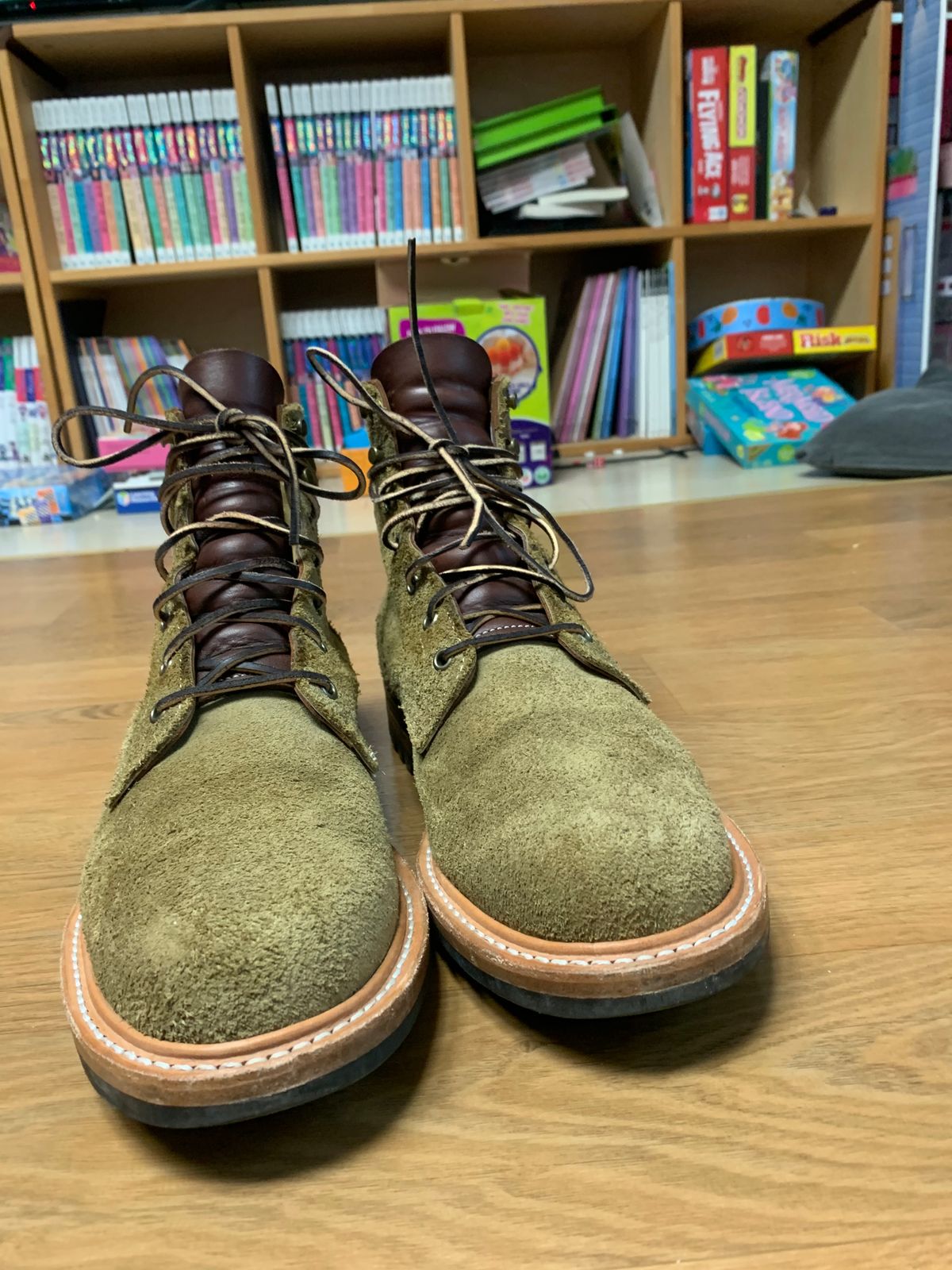 Photo by eggieman on January 5, 2023 of the Truman Service Boot in Tasman Leather Group Coyote Roughout.