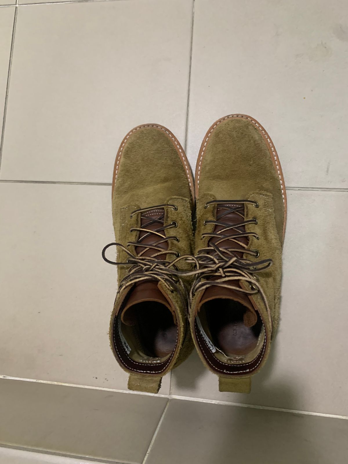 Photo by eggieman on April 2, 2023 of the Truman Service Boot in Tasman Leather Group Coyote Roughout.