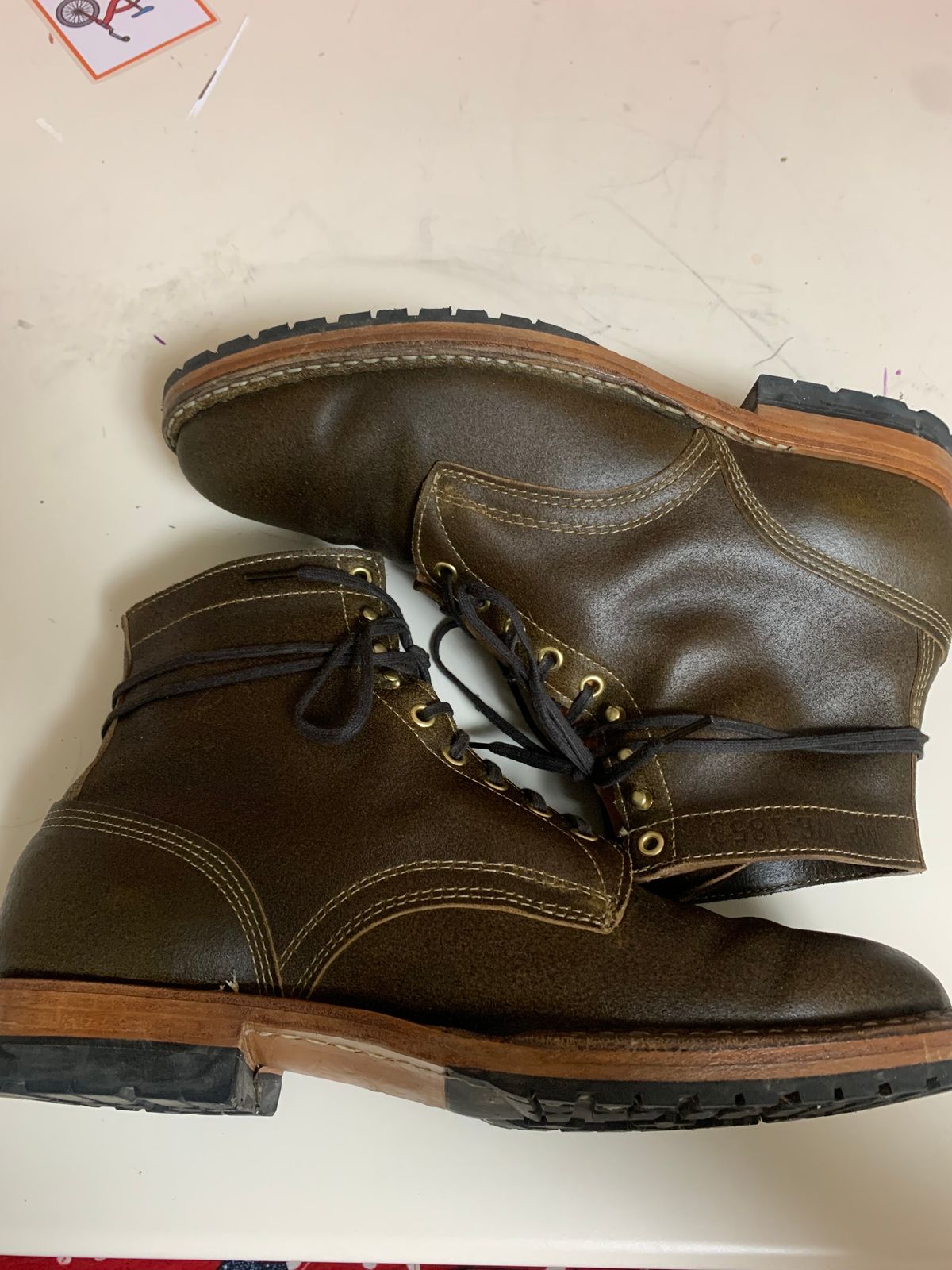 Photo by eggieman on November 5, 2023 of the White's MP-Sherman Plain Toe in Horween Olive Waxed Flesh.