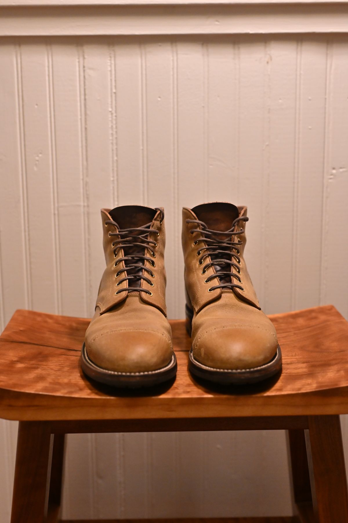 Photo by ccasenhiser on November 6, 2024 of the Grant Stone Garrison Boot in C.F. Stead Natural Waxy Commander Suede.