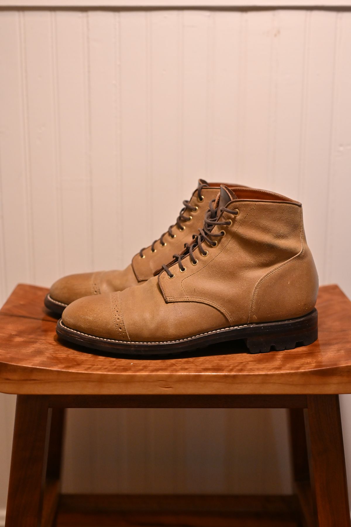 Photo by ccasenhiser on November 6, 2024 of the Grant Stone Garrison Boot in C.F. Stead Natural Waxy Commander Suede.