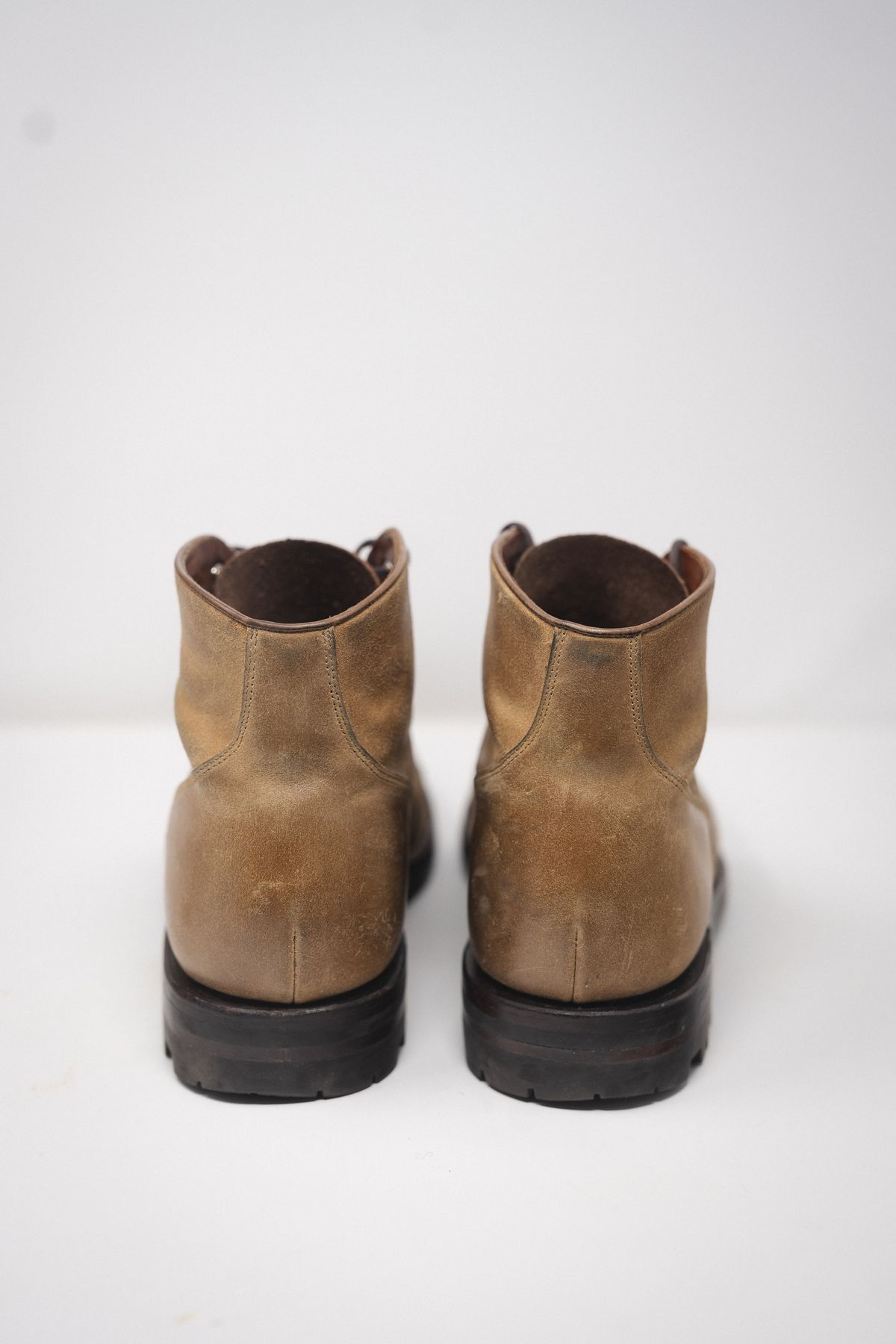 Photo by ccasenhiser on December 6, 2024 of the Grant Stone Garrison Boot in C.F. Stead Natural Waxy Commander Suede.