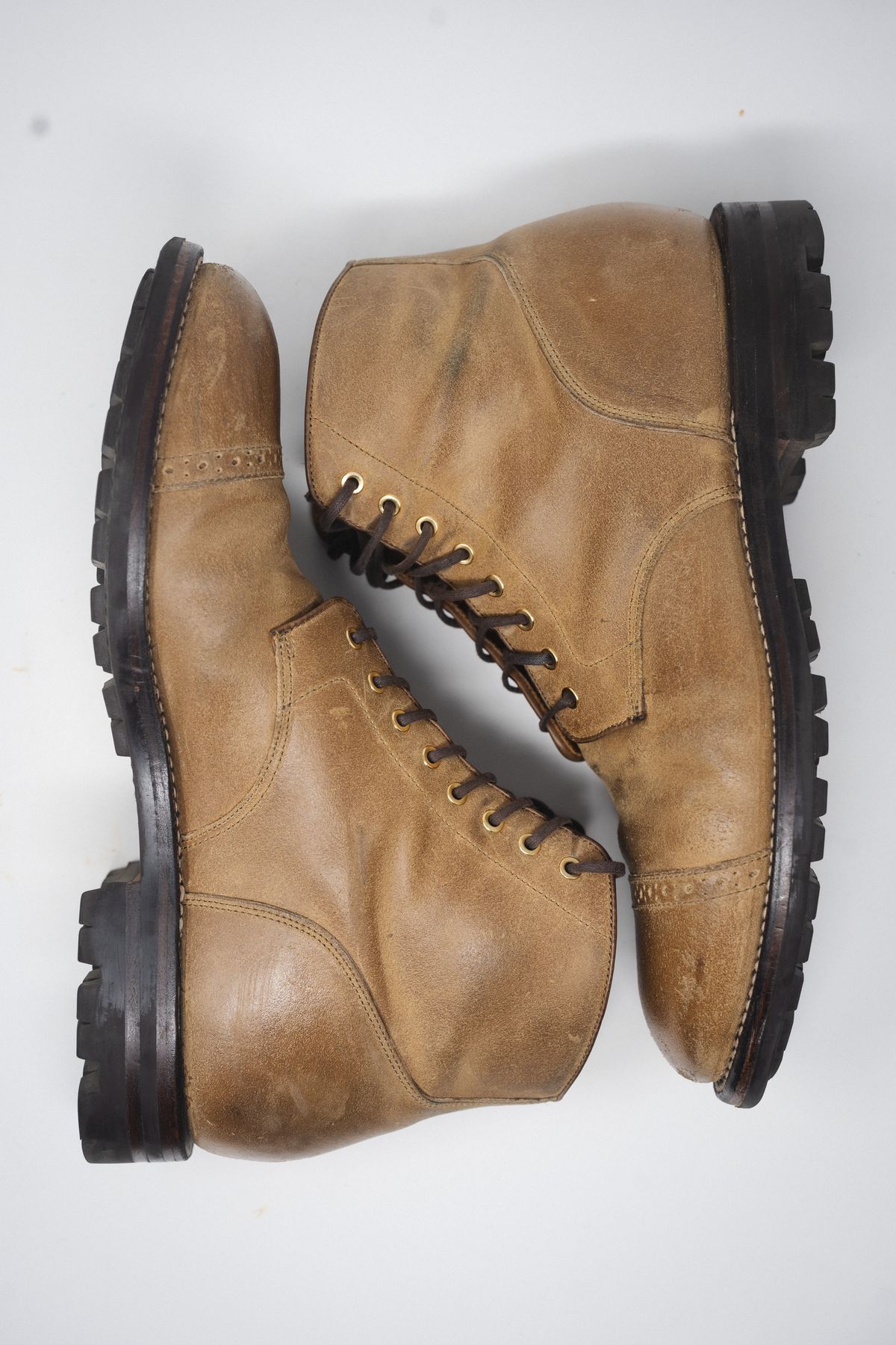 Photo by ccasenhiser on December 6, 2024 of the Grant Stone Garrison Boot in C.F. Stead Natural Waxy Commander Suede.