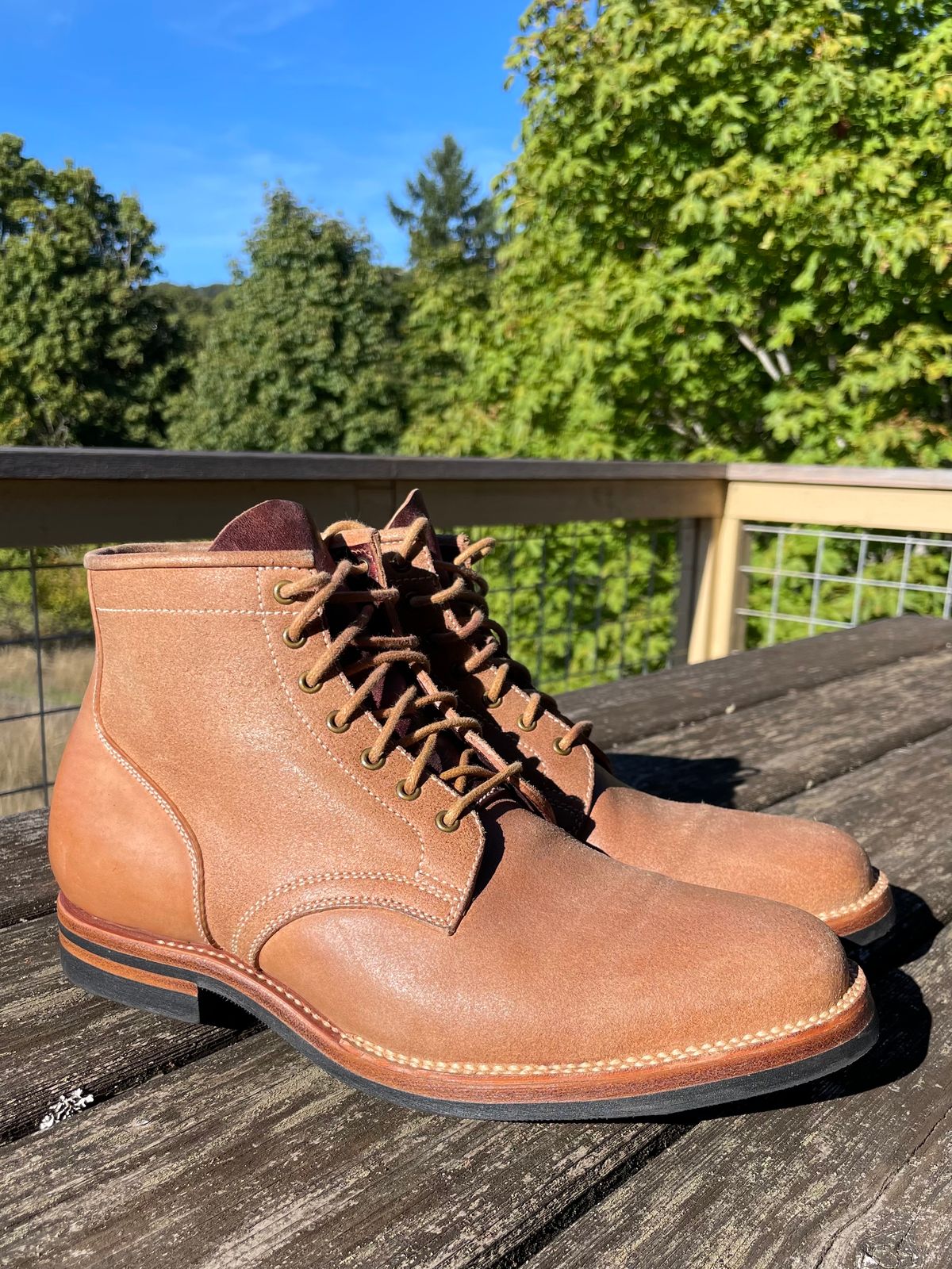 Photo by ccasenhiser on October 2, 2023 of the Flame Panda Service Boot in Natural Roughout Horsebutt.