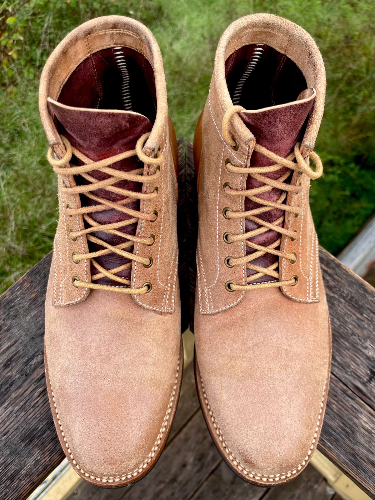 Photo by ccasenhiser on November 6, 2023 of the Flame Panda Service Boot in Natural Roughout Horsebutt.