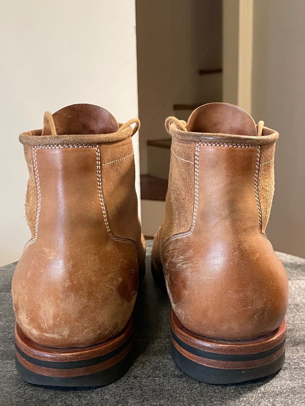 Photo by ccasenhiser on January 5, 2024 of the Flame Panda Service Boot in Natural Roughout Horsebutt.