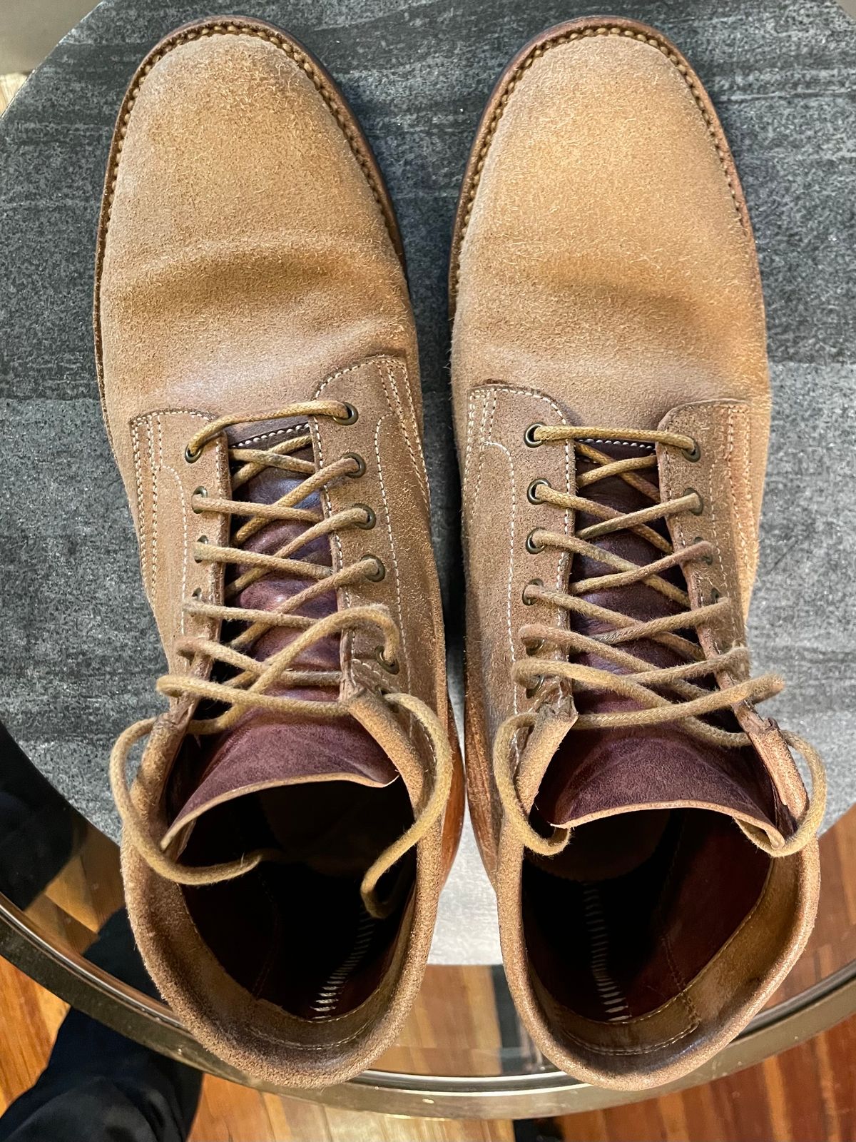Photo by ccasenhiser on January 5, 2024 of the Flame Panda Service Boot in Natural Roughout Horsebutt.
