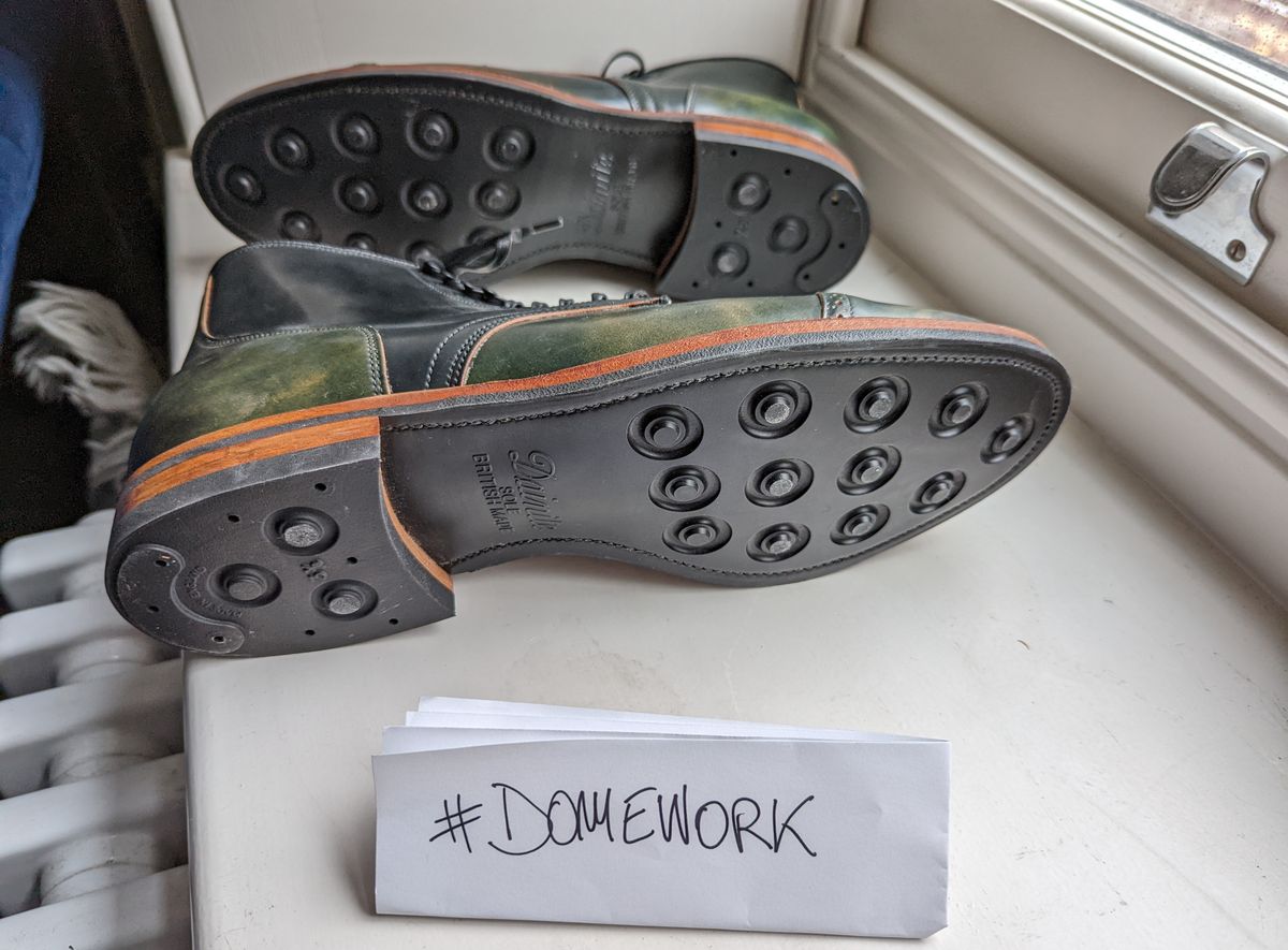 Photo by jugulle on October 5, 2022 of the Viberg Service Boot BCT in Horween Black Scuffed Shell Cordovan.
