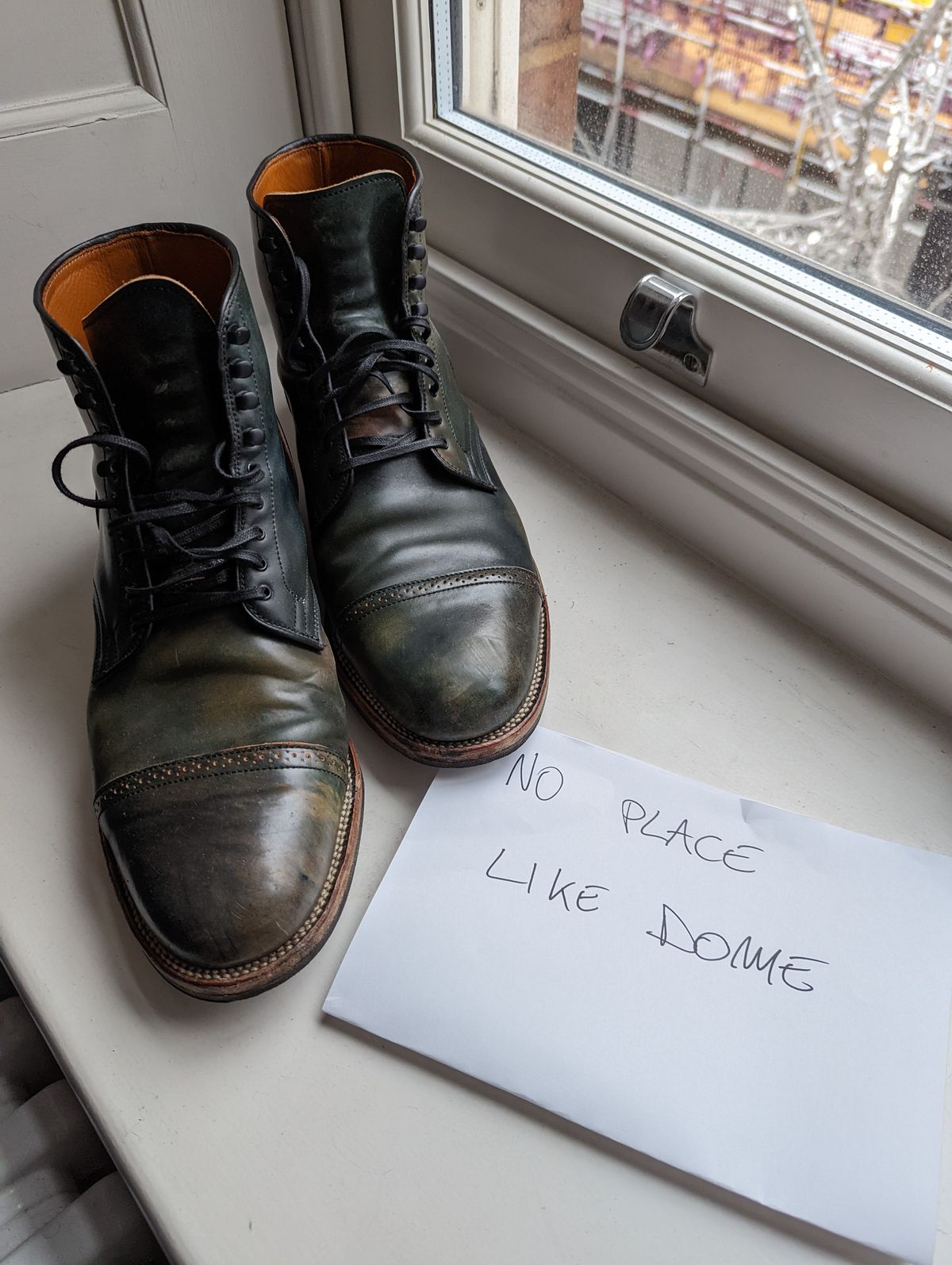 Photo by jugulle on November 3, 2022 of the Viberg Service Boot BCT in Horween Black Scuffed Shell Cordovan.