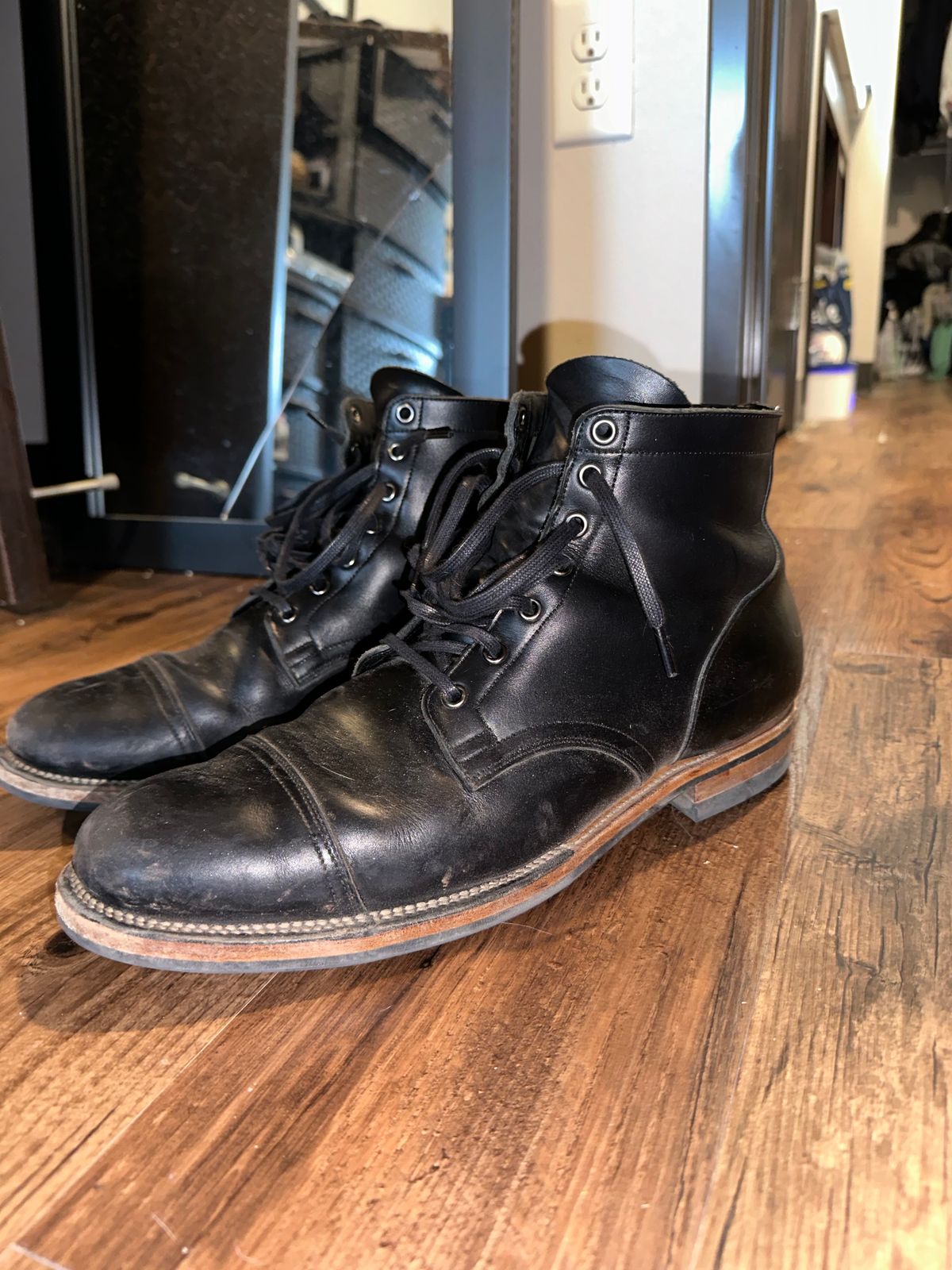 Photo by _cryptid_jack on November 3, 2024 of the Viberg Service Boot in Horween Black Chromexcel.