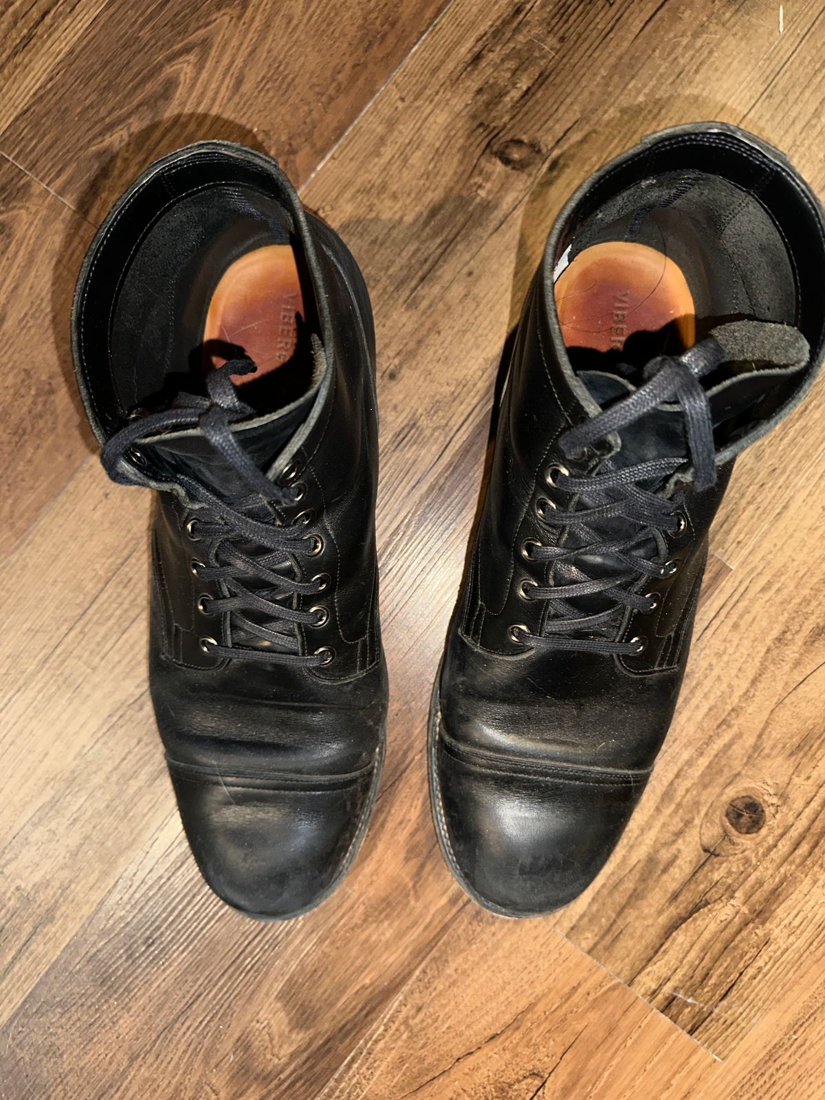 Photo by _cryptid_jack on December 2, 2024 of the Viberg Service Boot in Horween Black Chromexcel.