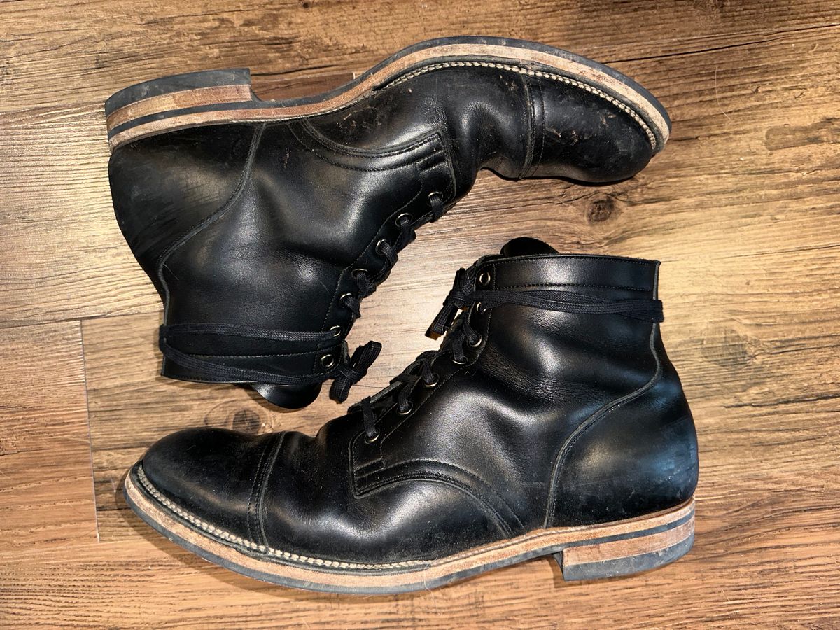 Photo by _cryptid_jack on January 1, 2025 of the Viberg Service Boot in Horween Black Chromexcel.