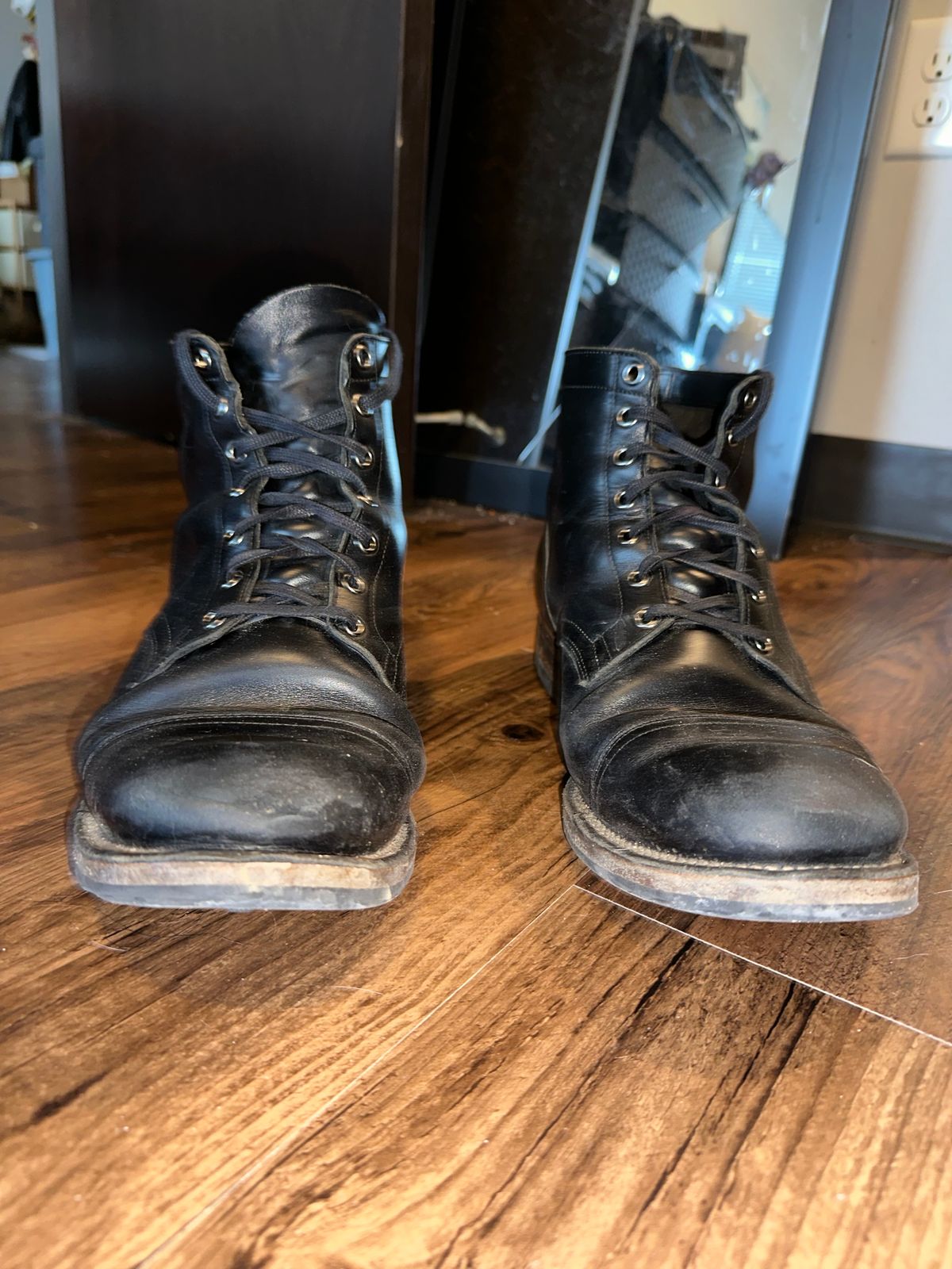 Photo by _cryptid_jack on February 2, 2025 of the Viberg Service Boot in Horween Black Chromexcel.