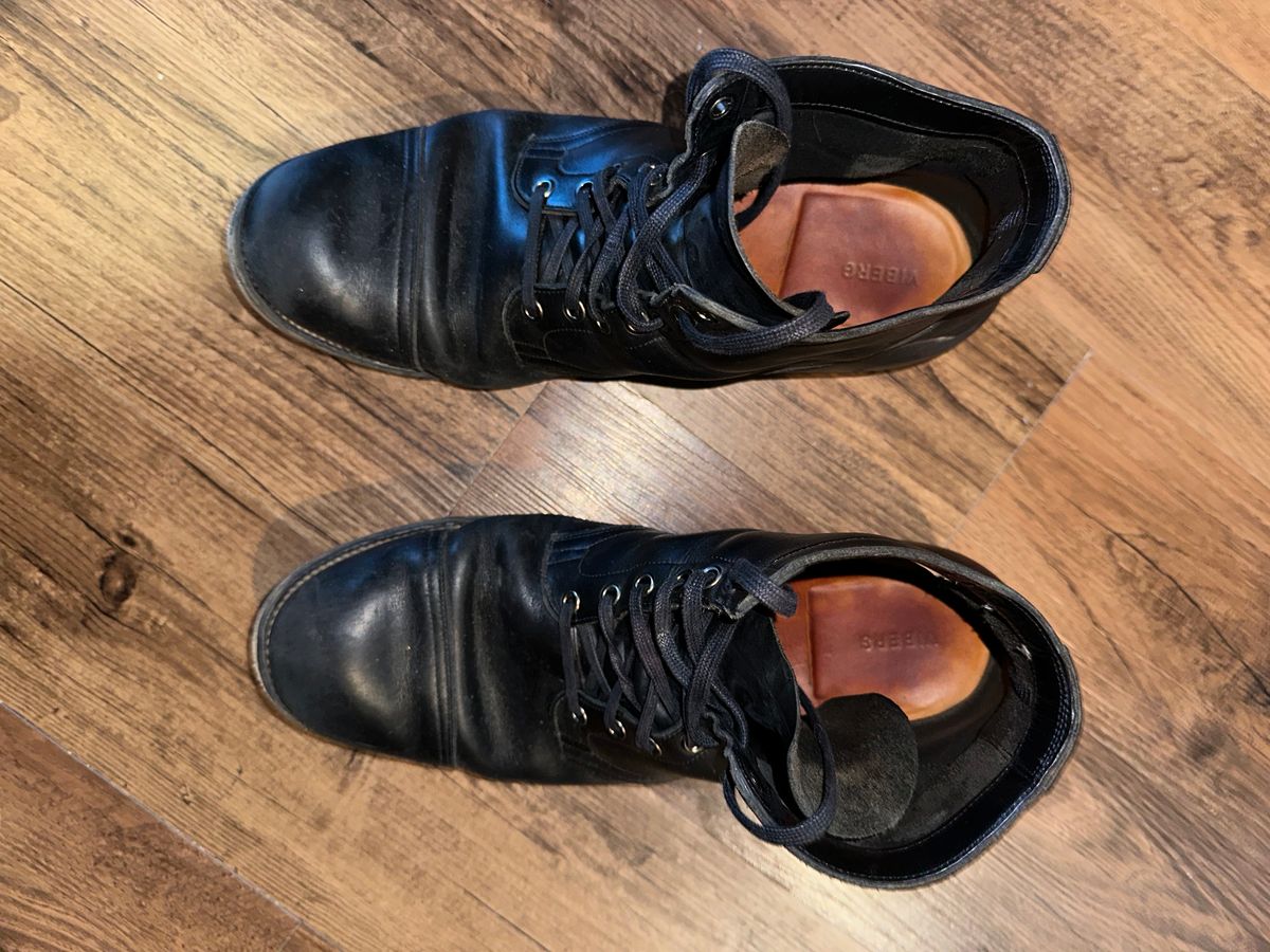 Photo by _cryptid_jack on March 3, 2025 of the Viberg Service Boot in Horween Black Chromexcel.