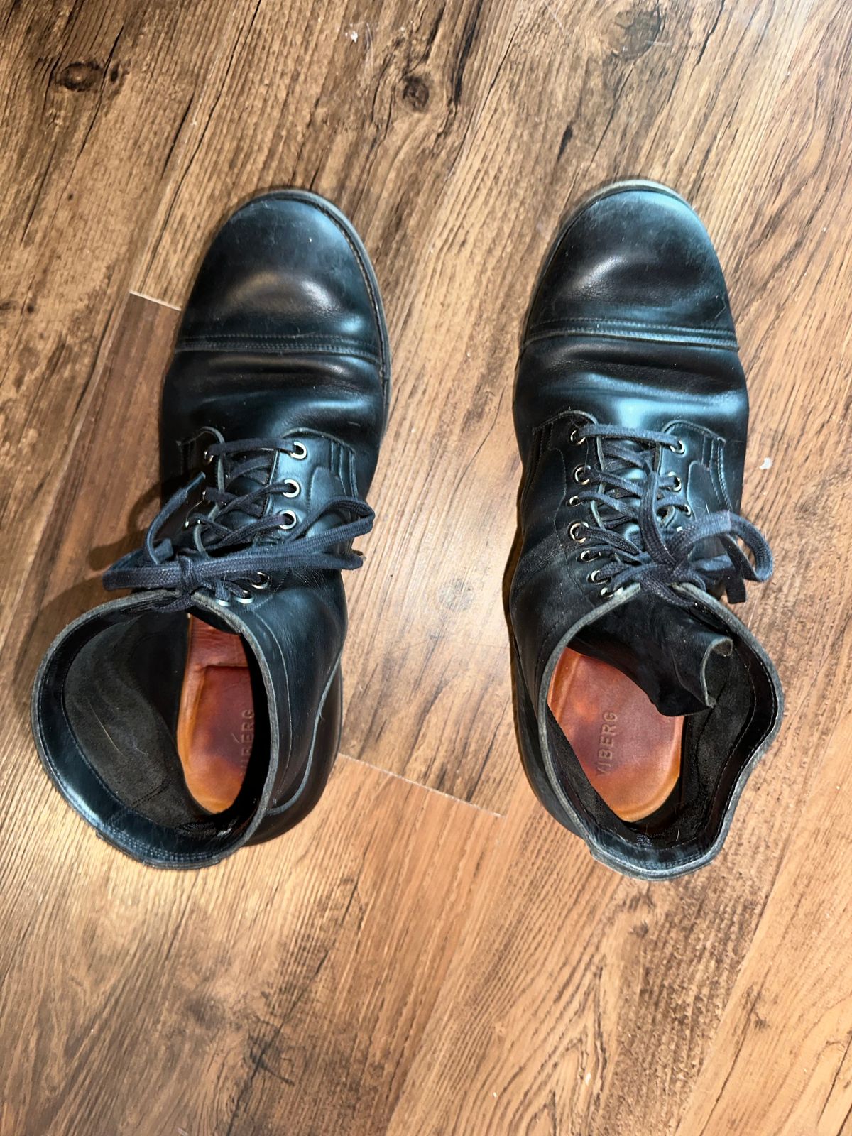 Photo by _cryptid_jack on March 31, 2025 of the Viberg Service Boot in Horween Black Chromexcel.