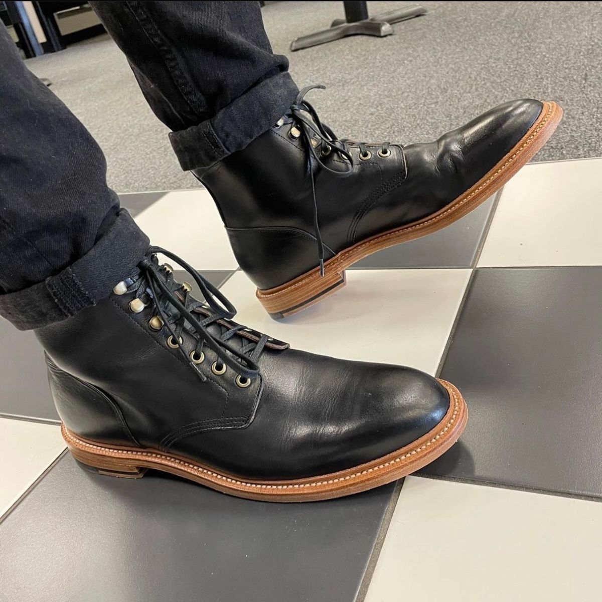 Photo by _cryptid_jack on April 12, 2022 of the Grant Stone Diesel Boot in Horween Black Chromexcel.