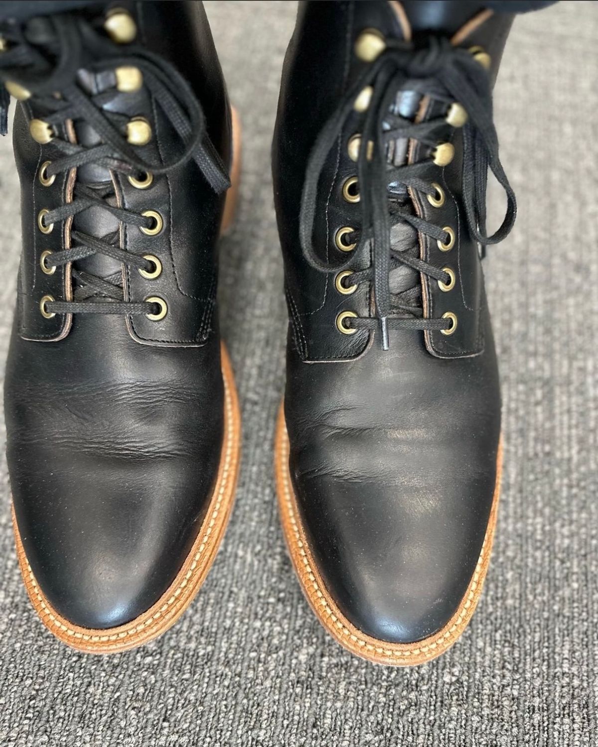 Photo by _cryptid_jack on May 23, 2023 of the Grant Stone Diesel Boot in Horween Black Chromexcel.