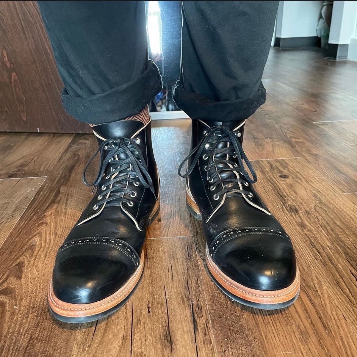 Photo by _cryptid_jack on July 28, 2022 of the Oak Street Bootmakers Field Boot in Horween Black Teacore Chromexcel.