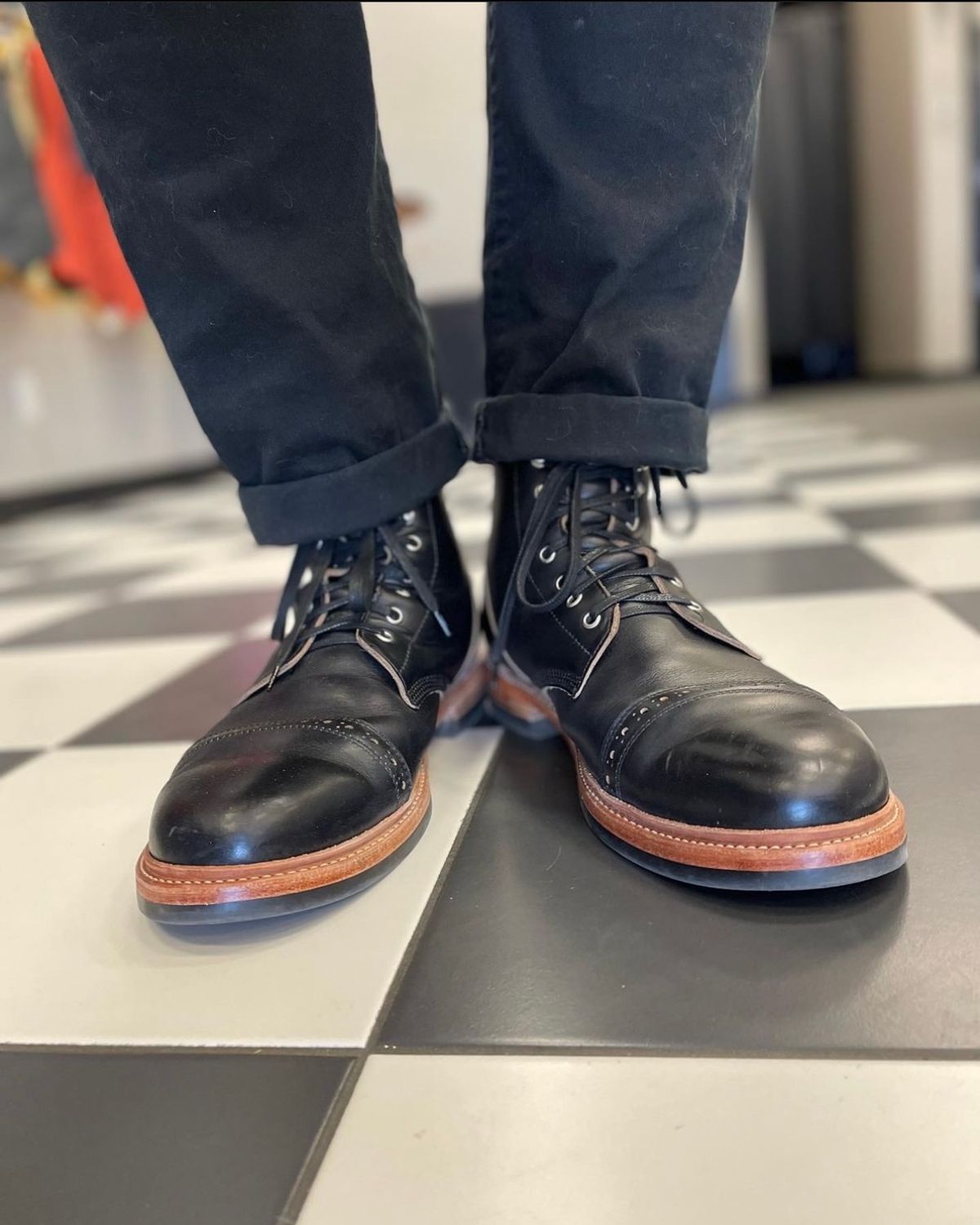 Photo by _cryptid_jack on November 22, 2022 of the Oak Street Bootmakers Field Boot in Horween Black Teacore Chromexcel.