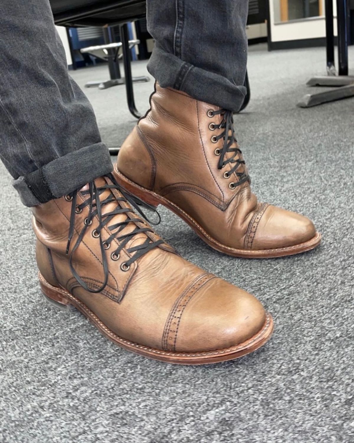 Photo by _cryptid_jack on March 30, 2022 of the Oak Street Bootmakers Trench Boot in Horween Natural Chromexcel.