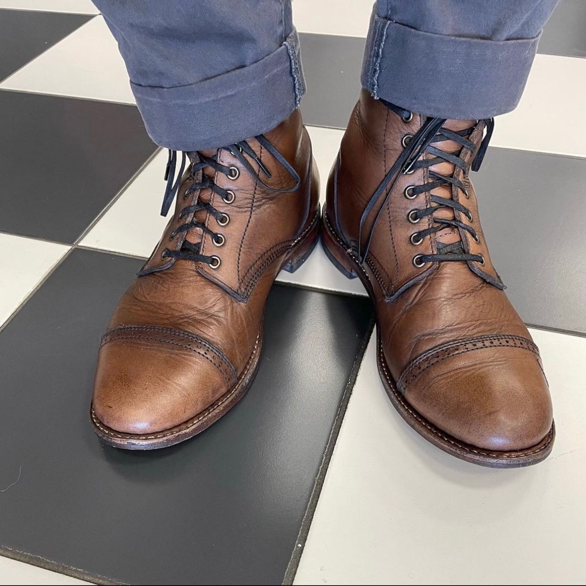 Photo by _cryptid_jack on August 16, 2022 of the Oak Street Bootmakers Trench Boot in Horween Natural Chromexcel.