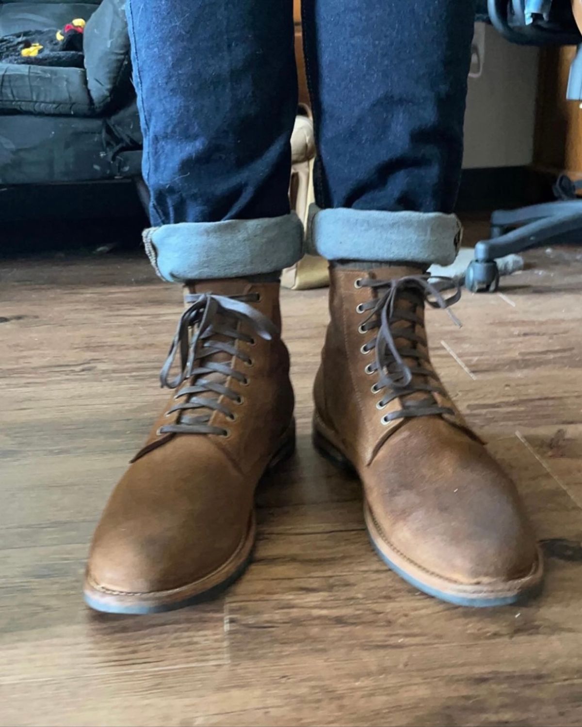 Photo by _cryptid_jack on December 12, 2021 of the Oak Street Bootmakers Trench Boot in Horween Natural Chromexcel Roughout.