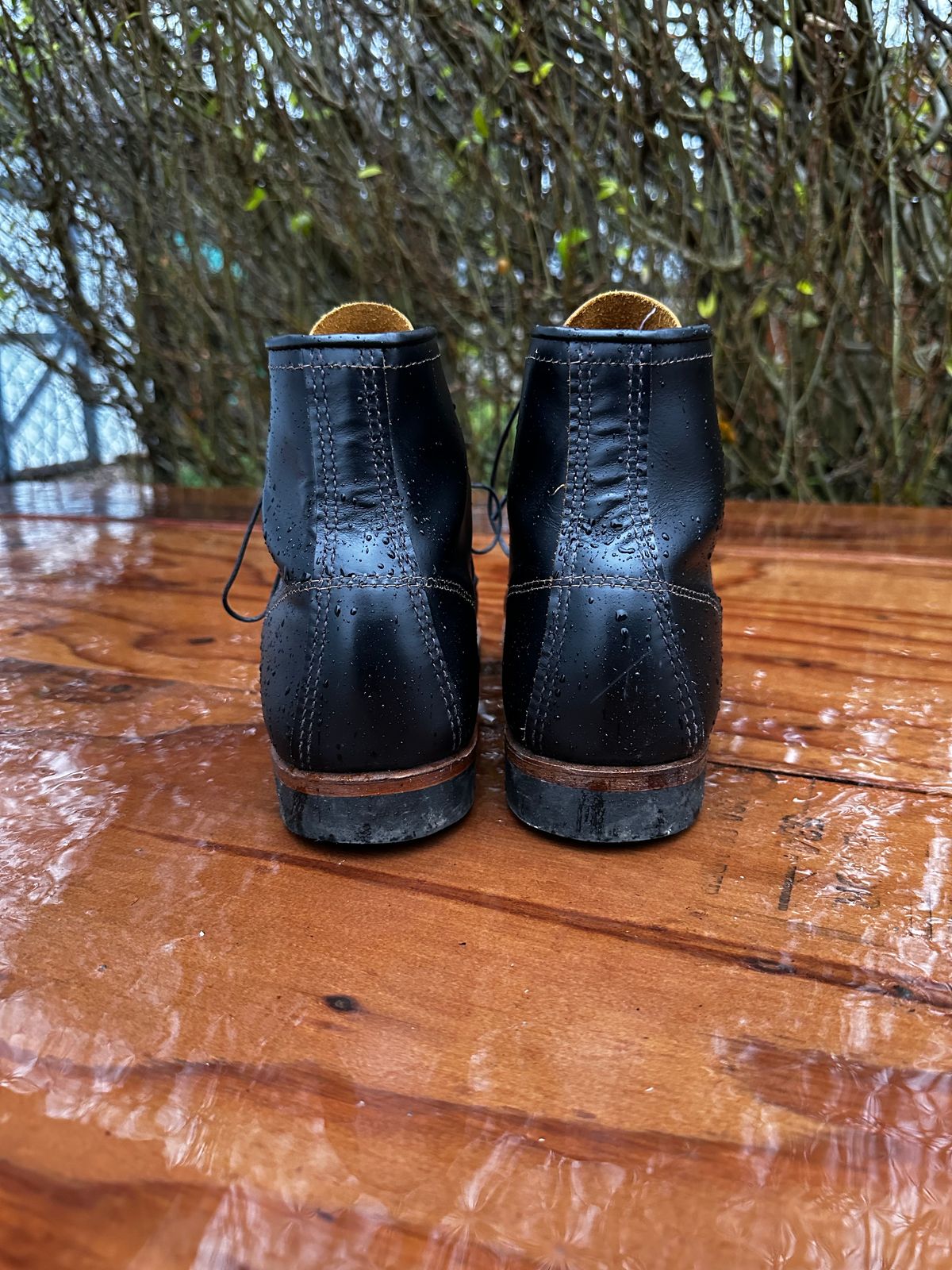 Photo by cjhill1 on December 5, 2024 of the Red Wing Beckman Flatbox in S.B. Foot Black Klondike.