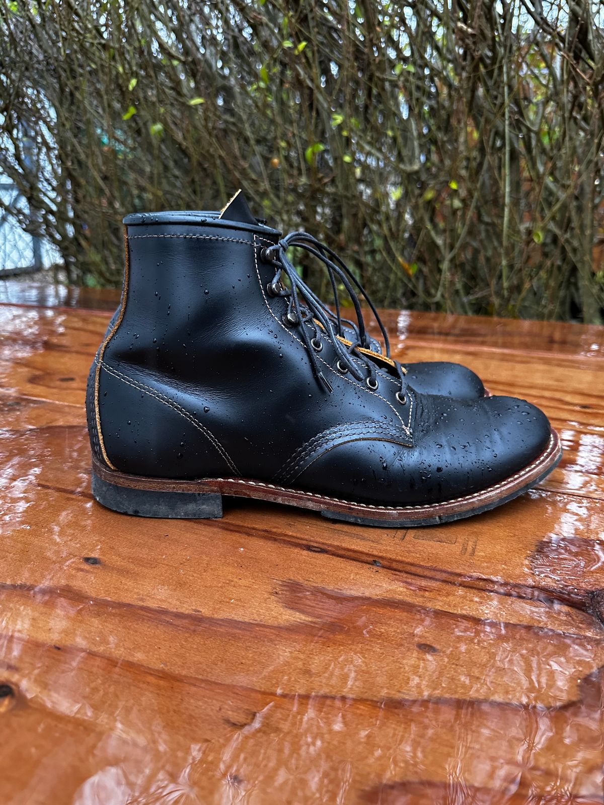 Photo by cjhill1 on December 5, 2024 of the Red Wing Beckman Flatbox in S.B. Foot Black Klondike.