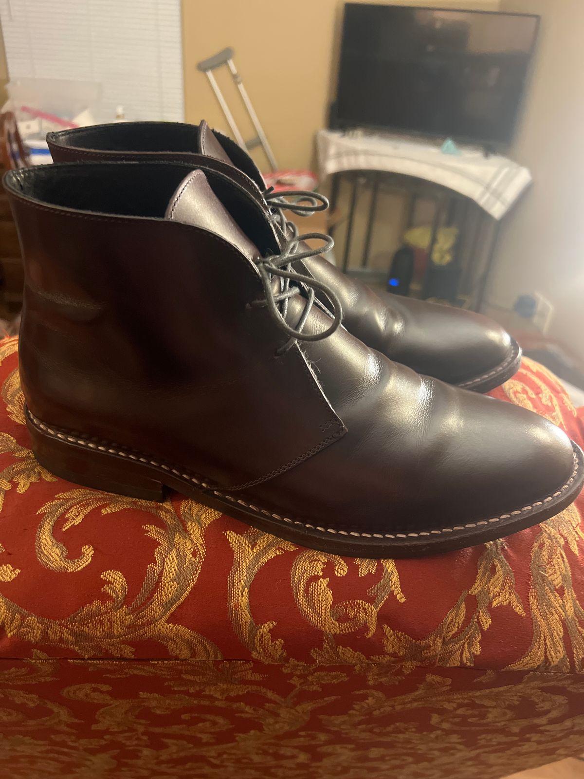 Photo by Trickmasterno1 on April 8, 2023 of the Thursday Scout in Brown Thursday Chrome.