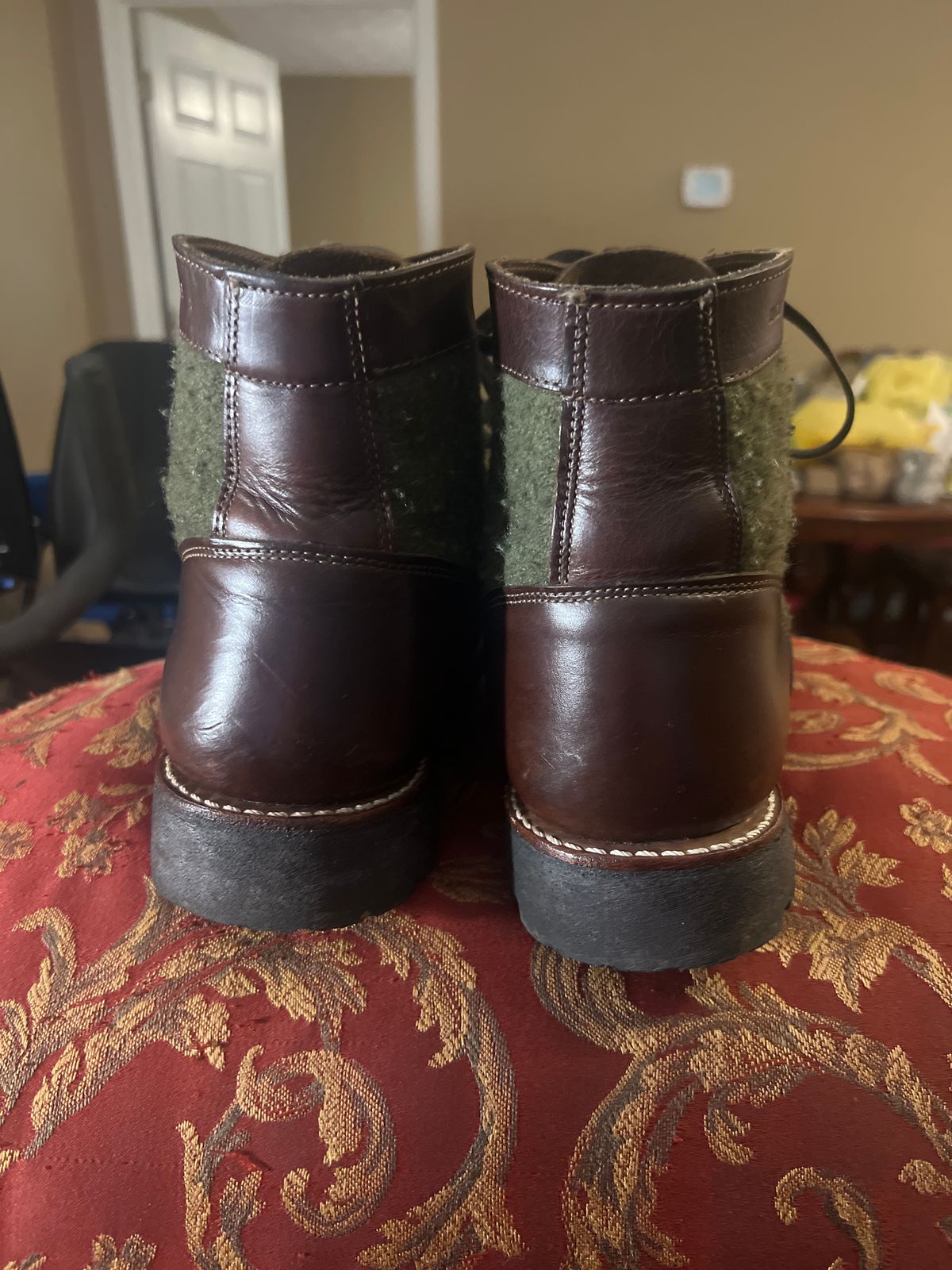 Photo by Trickmasterno1 on March 13, 2023 of the Wolverine Faribault x 1000 Mile Plain-Toe Rugged Boot in Horween Brown Chromexcel.