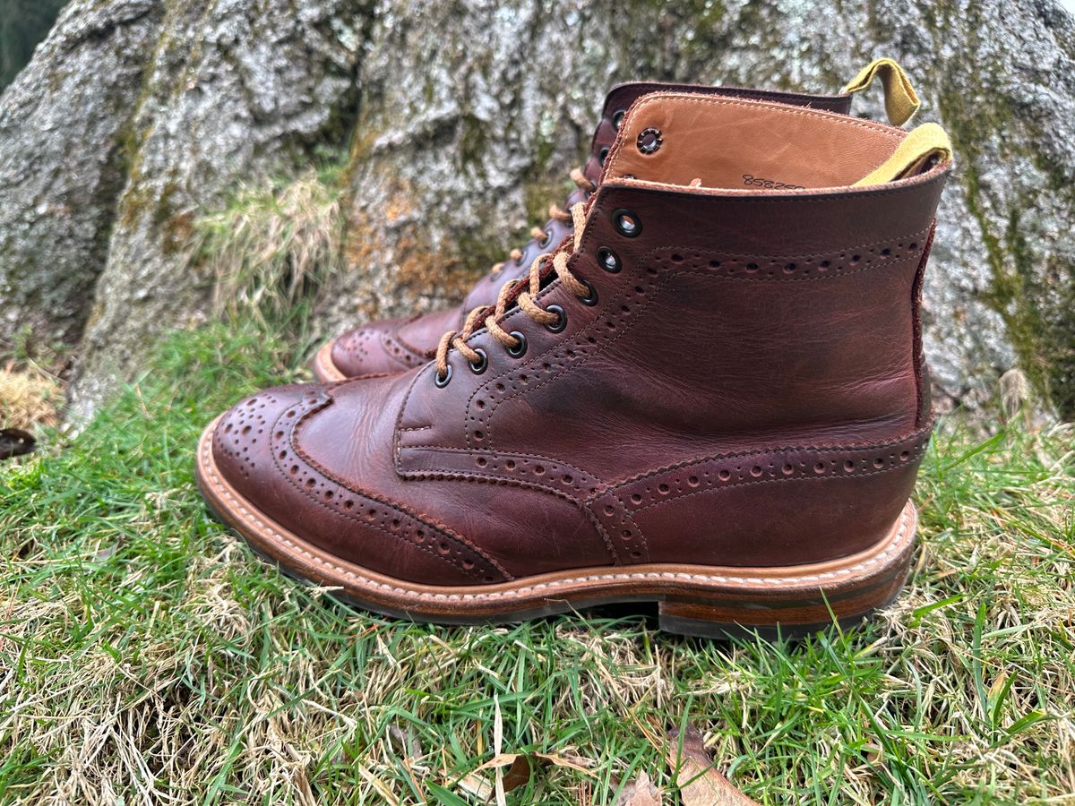 Photo by Ohmayer on January 1, 2024 of the Tricker's Stow Country Boot in C.F. Stead Bordeaux Oiled Shoulder.