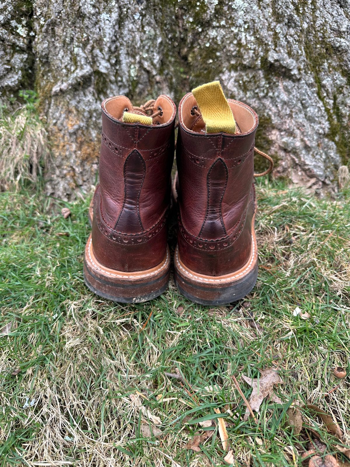 Photo by Ohmayer on February 1, 2024 of the Tricker's Stow Country Boot in C.F. Stead Bordeaux Oiled Shoulder.