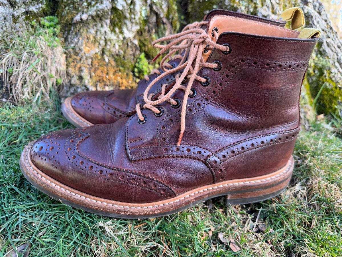 Photo by Ohmayer on March 3, 2024 of the Tricker's Stow Country Boot in C.F. Stead Bordeaux Oiled Shoulder.