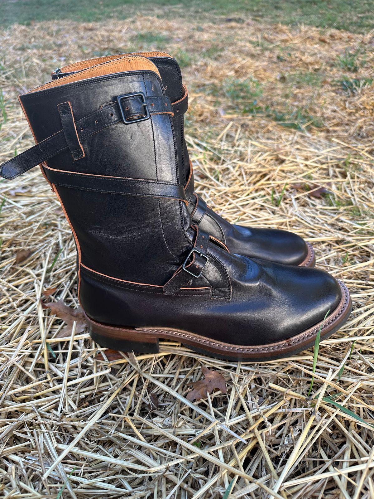 Photo by Ohmayer on October 1, 2025 of the Eastman Leather Tanker Boots in Black Horsehide.