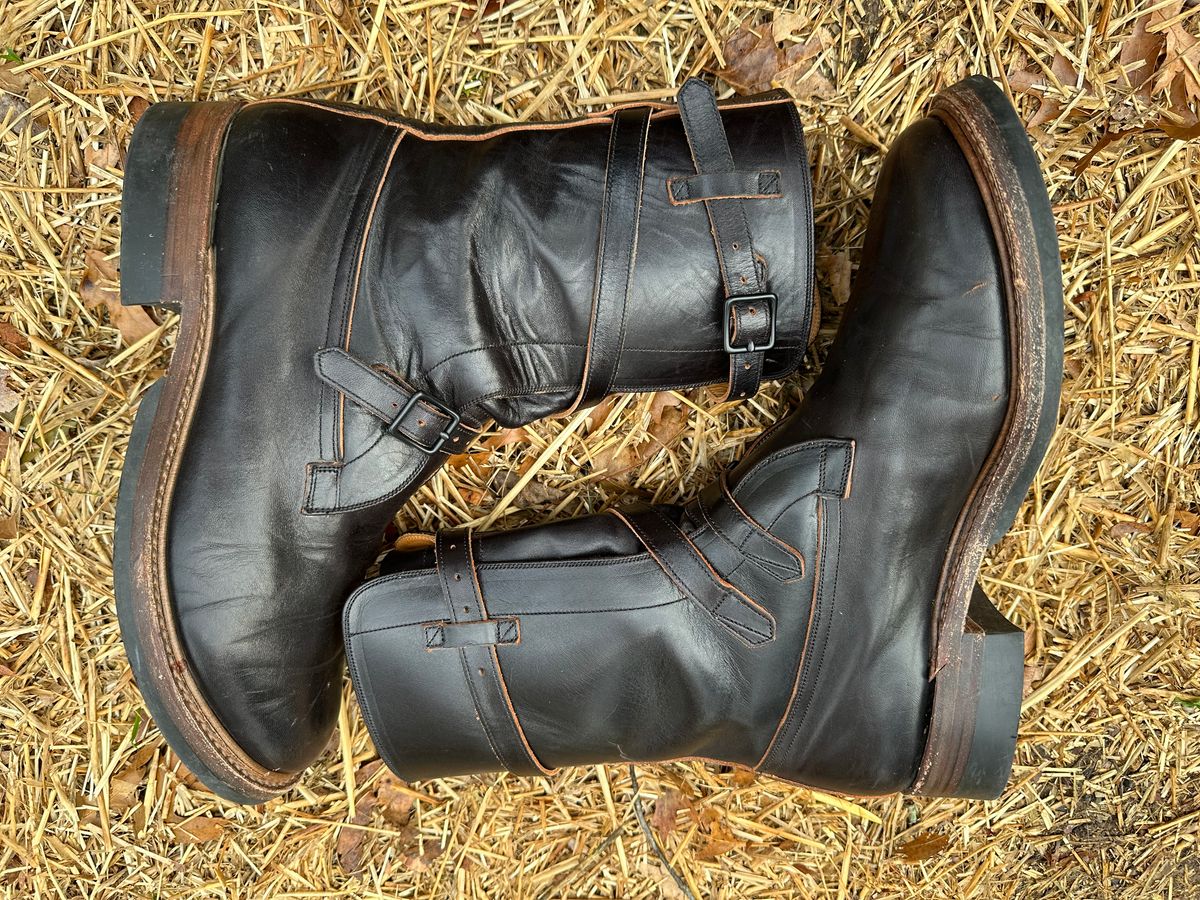 Photo by Ohmayer on November 3, 2025 of the Eastman Leather Tanker Boots in Black Horsehide.