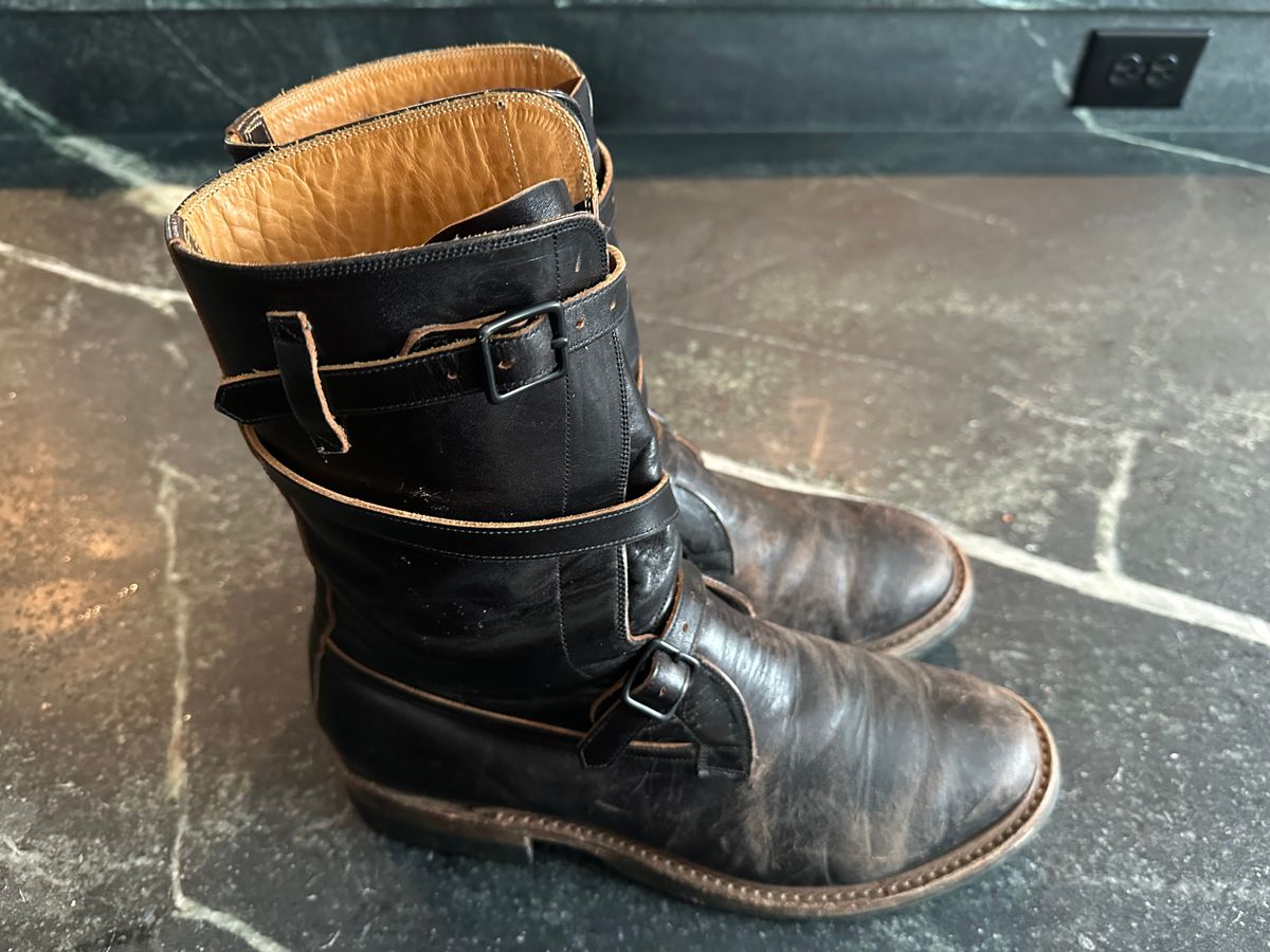 Photo by Ohmayer on January 2, 2026 of the Eastman Leather Tanker Boots in Black Horsehide.