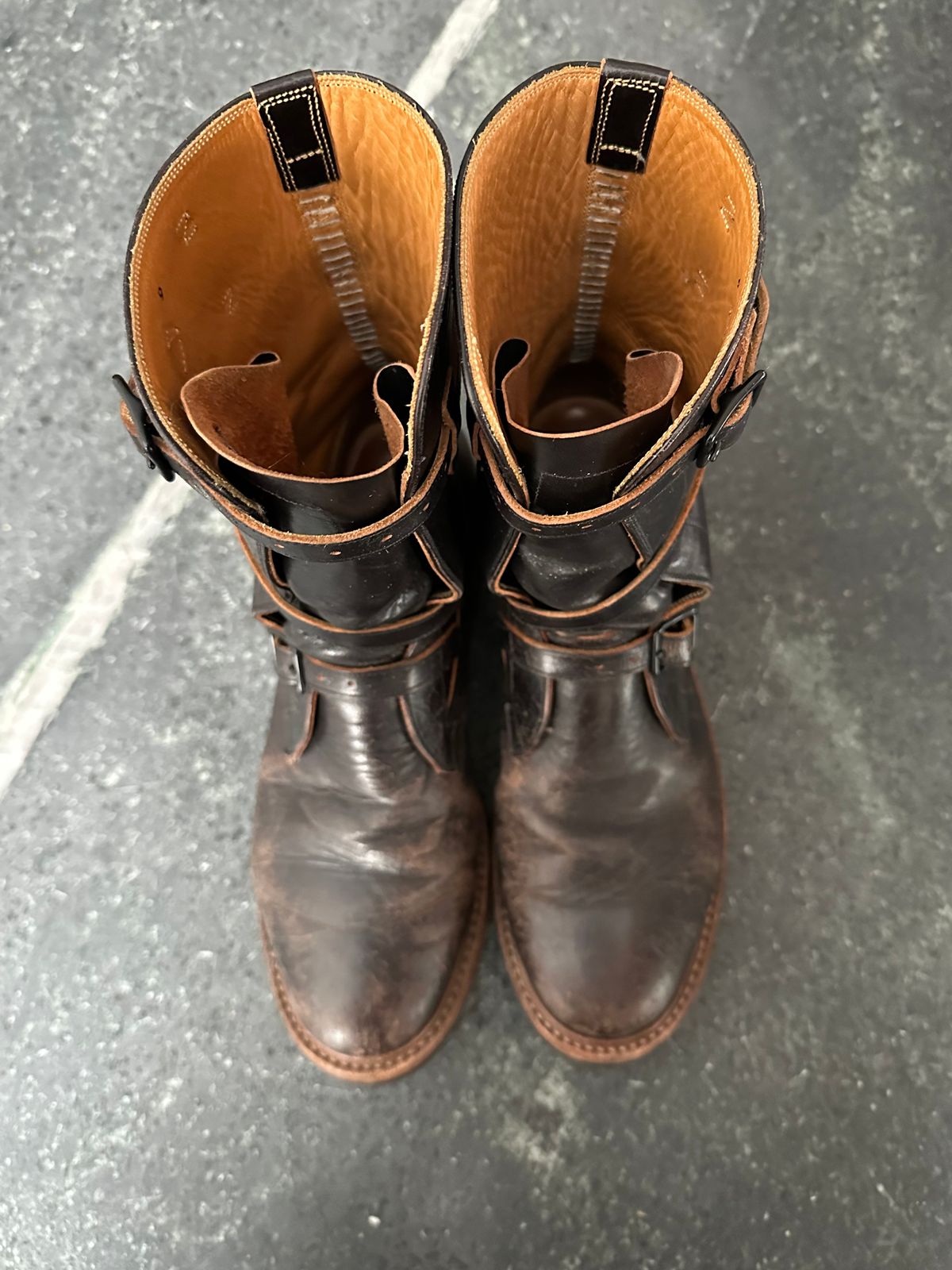 Photo by Ohmayer on January 28, 2026 of the Eastman Leather Tanker Boots in Black Horsehide.
