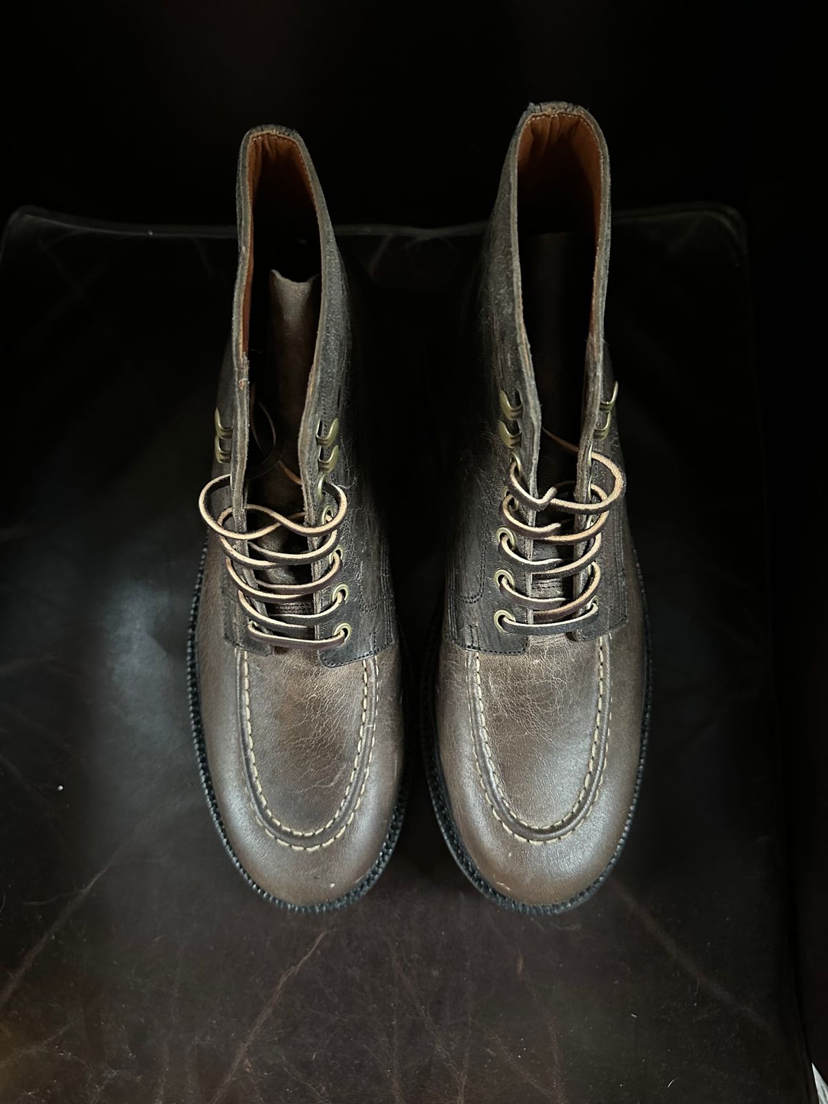 Photo by Ohmayer on October 1, 2024 of the Grant Stone Brass Boot in CF Stead Black Waxed Deerhide.