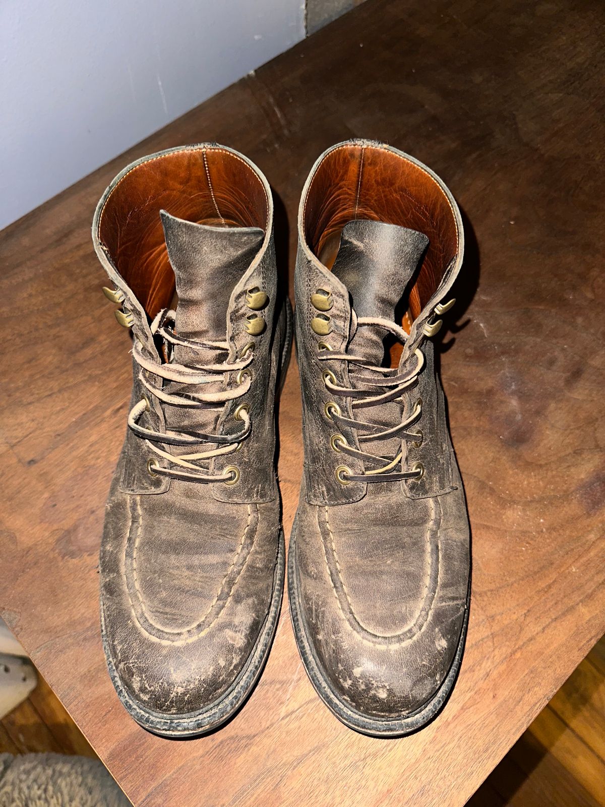 Photo by Ohmayer on February 5, 2025 of the Grant Stone Brass Boot in CF Stead Black Waxed Deerhide.